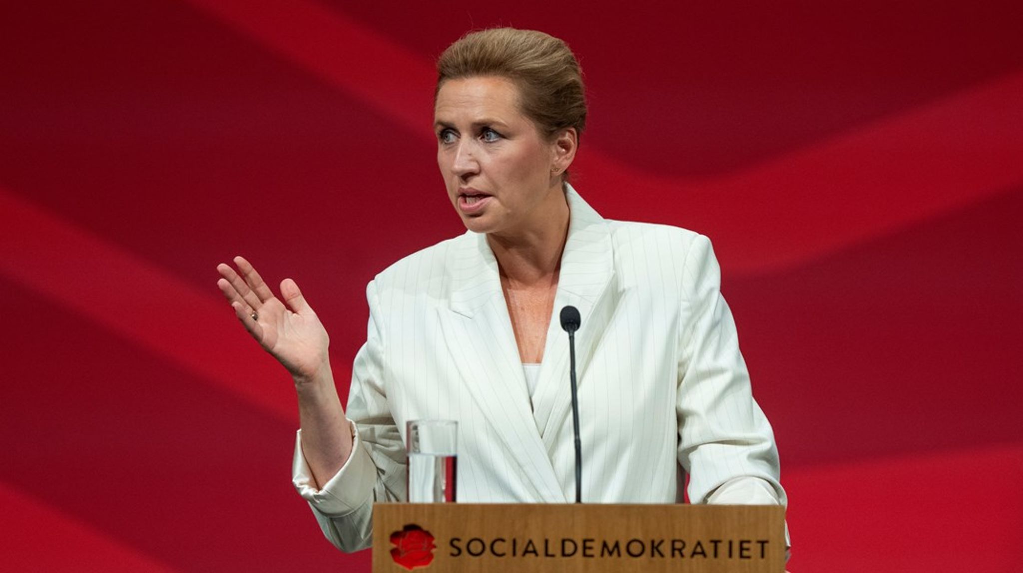 Beskyldningen om luskeri preller nok af på de fleste potentielle SF-vælgere i København, som jo netop i stort tal har forladt Socialdemokratiet, fordi partiet har svinget så meget rundt med deres politik, at mange stadigvæk sidder forvirrede tilbage, skriver Carsten Mai.