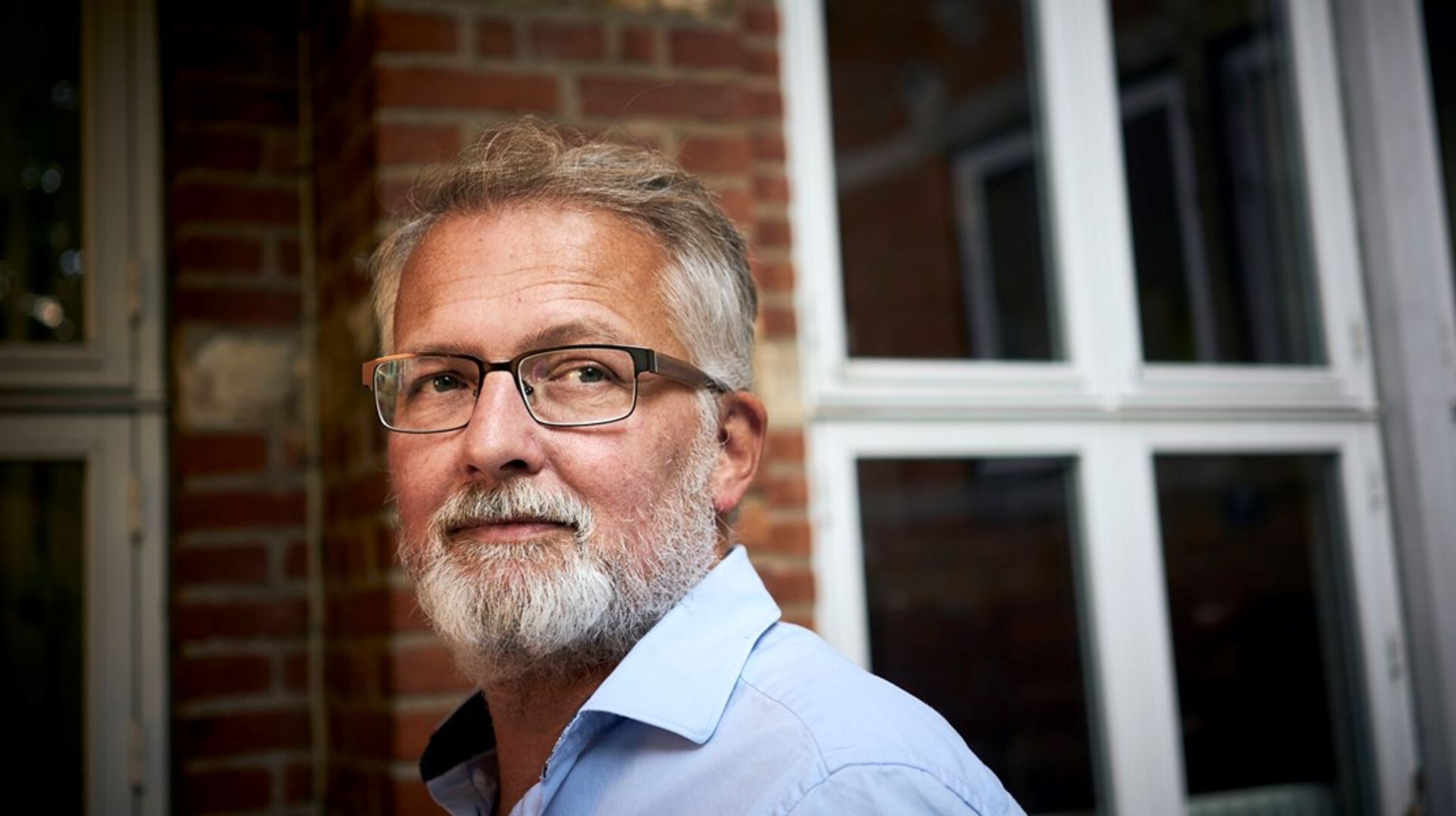 Migrantarbejdere i overbefolkede lejligheder er nyt for Bent Madsen i dansk sammenhæng - men ikke i europæisk. Udover at være administrerende direktør for Boligselskabernes Landsforening er han også formand for de europæiske boligselskabers talerør, Housing Europe.
