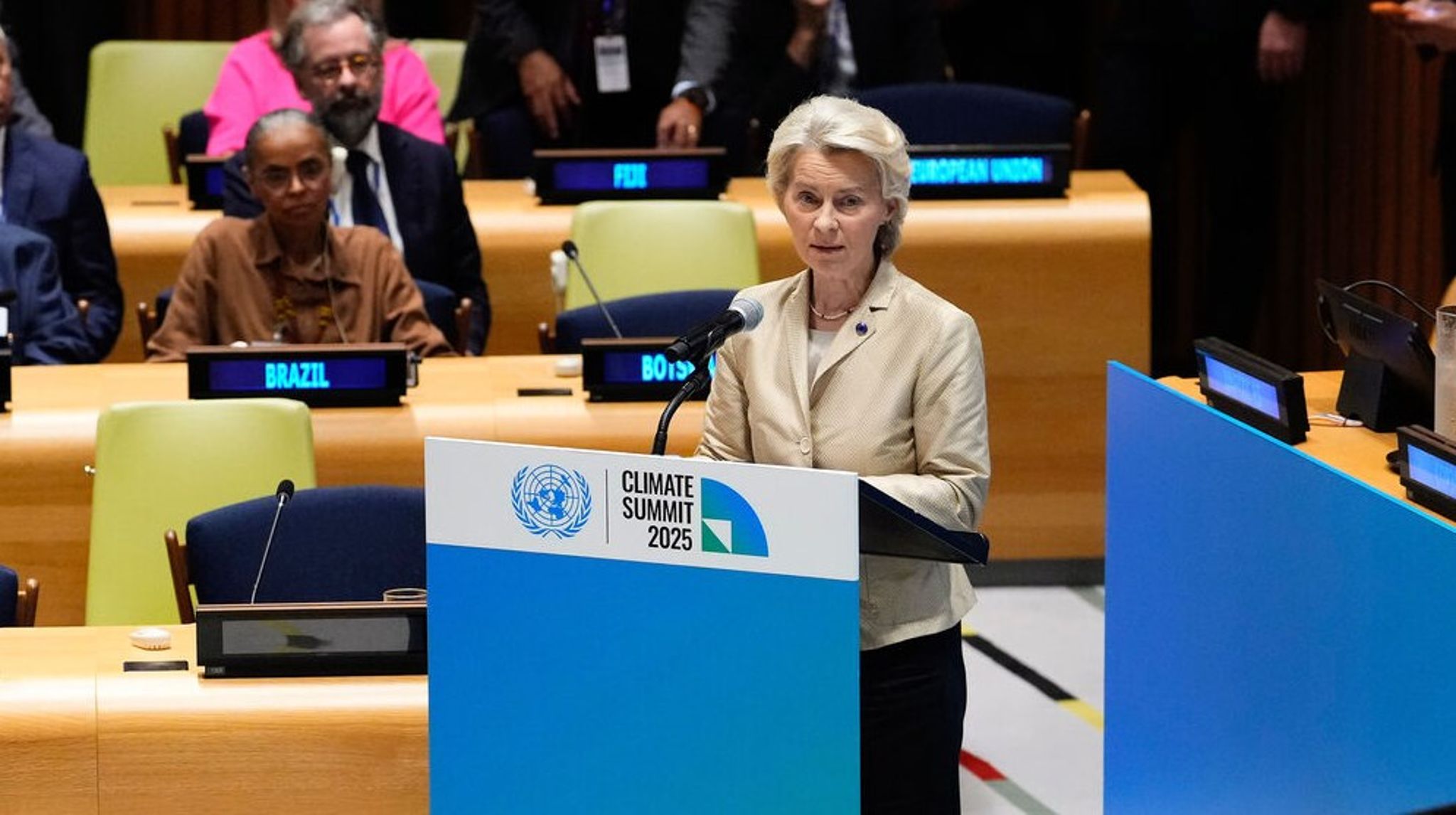 EU-Kommissionens formand, Ursula&nbsp;von der Leyen, talte ved FN's klimatopmøde i New York tirsdag.