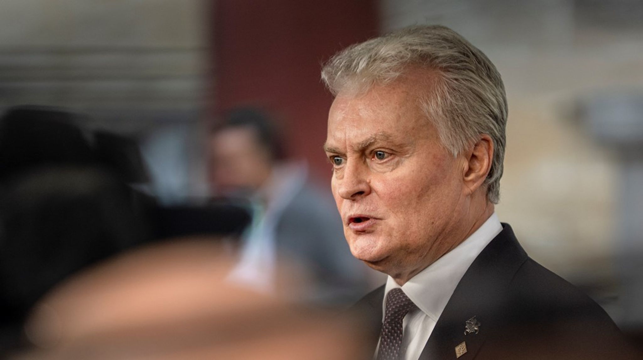 ”Dokumenter forsvarer os ikke. Dokumenter detekterer ikke droner, der kommer fra Rusland eller Belarus. Vi har brug for handling,” fastslog Litauens præsident, Gitanas Nauseda, på topmødet i København onsdag.
