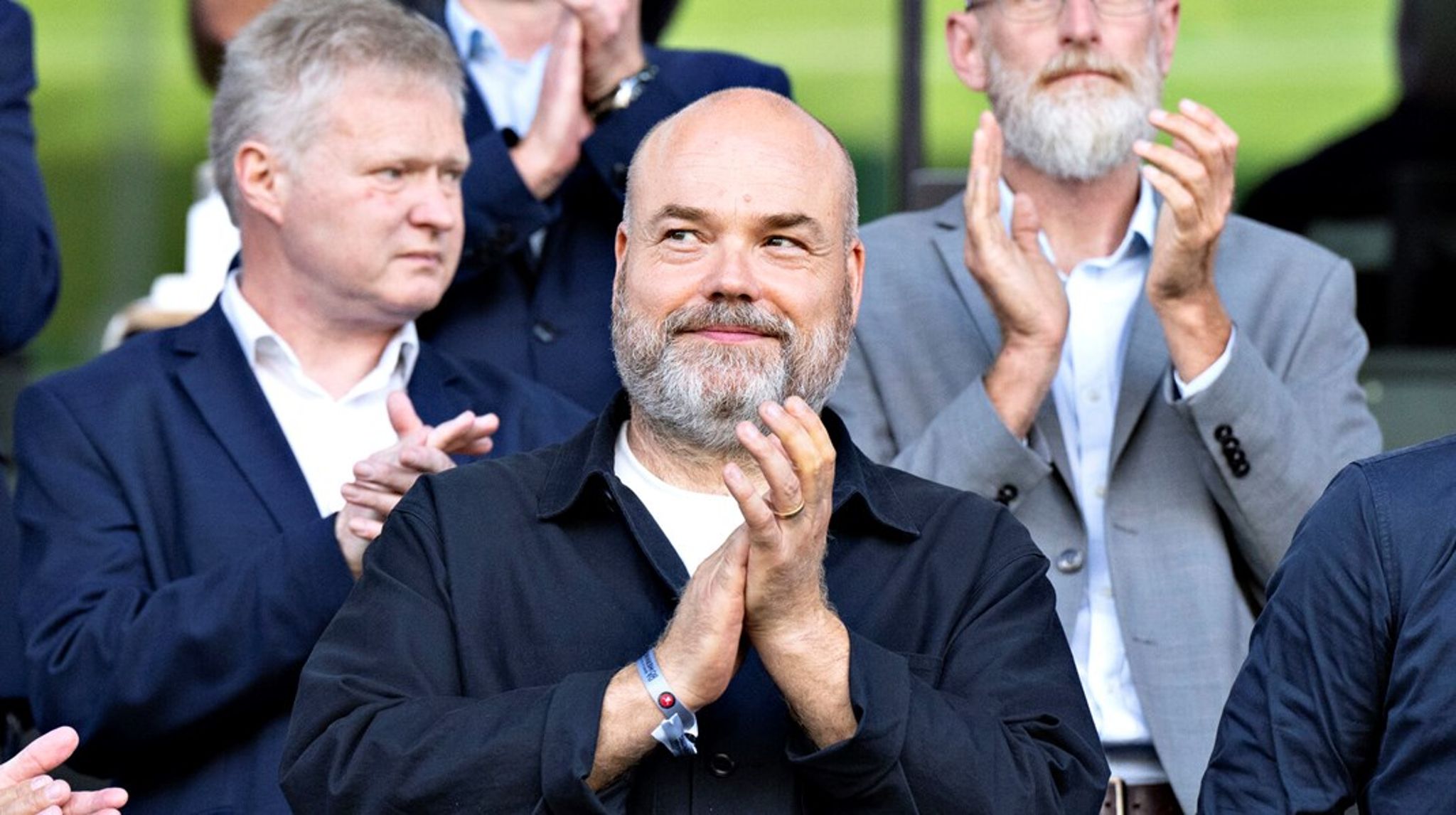 Anders Holch Povlsen ejer gennem sit investeringsselskab også hovedparten i hjemegns-klubben FC Midtjylland, lavpriskæden Normal og webshoppen Zalando.
&nbsp;