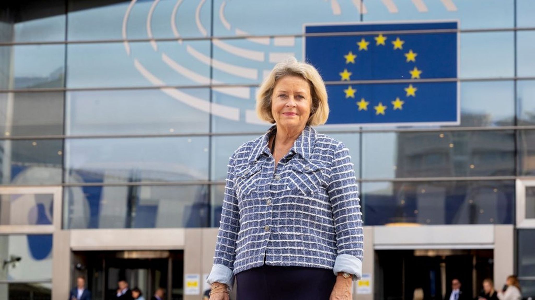 Stine Bosse (M) skal forhandle den såkaldte forsvarsomnibus, som EU-kommissionen fremlagde i juni. 