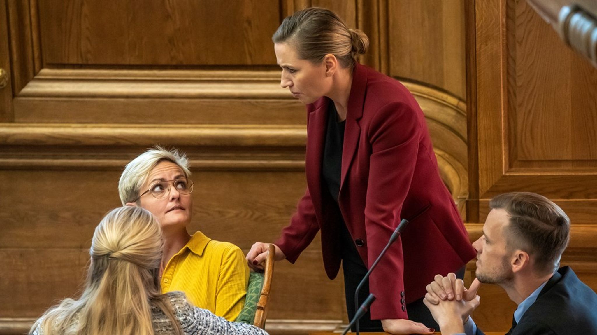 Selvom Rosenkrantz-Theil med sin Ø-fortid på papiret burde være et stærkt kort i København, så synes hun jo mere end noget andet udvalgt til posten, fordi hun er Mette Frederiksens nære politiske og personlige allierede, skriver Malte Frøslee Ibsen.<br>