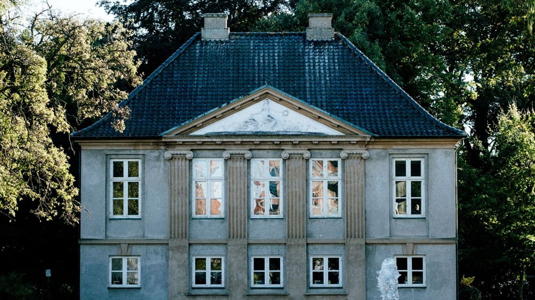 "Vi skærper og videreudvikler den betydning Møstings allerede historisk har haft for den danske kunstscene," siger Christine Buhl Andersen, direktør for Frederiksbergmuseerne.