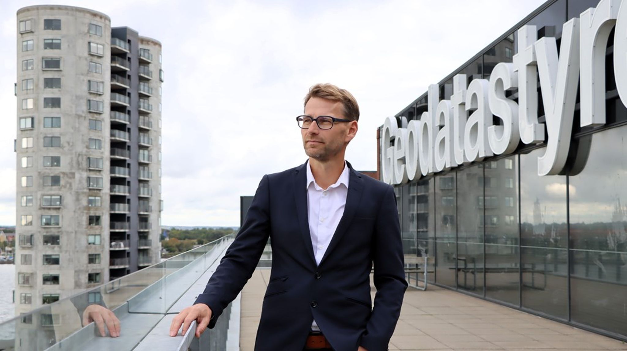 "Få talt om, hvad digital transformation betyder for jer – hos os handler digital transformation ikke kun om teknologi, men om kompetencer, retning og kultur," fortæller&nbsp;Jesper Nørgaard Andersen.