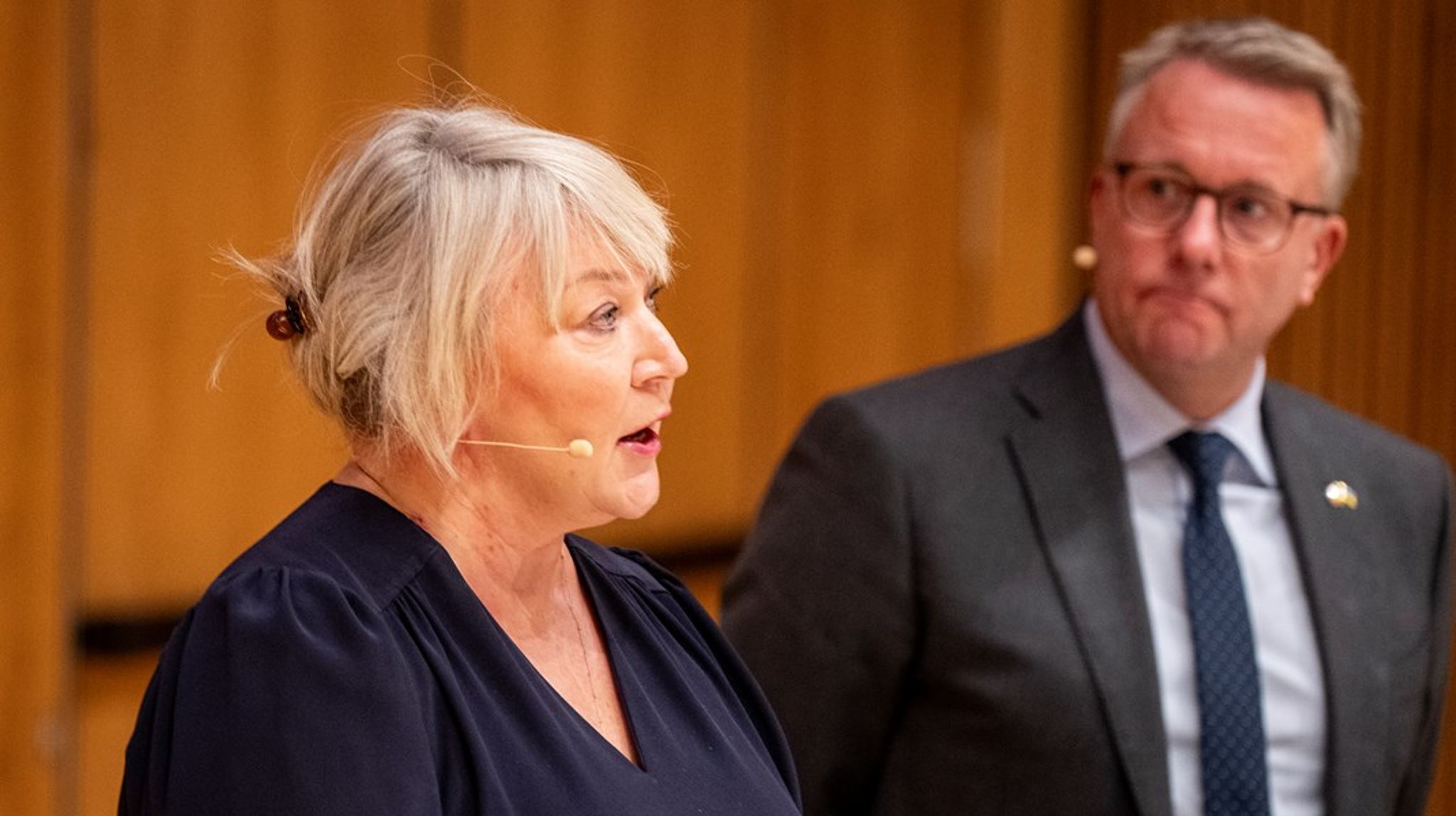 Christina Egelund og Morten Bødskov modtog torsdag anbefalingerne fra Taskforce for styrket viden- og teknologioverførsel.