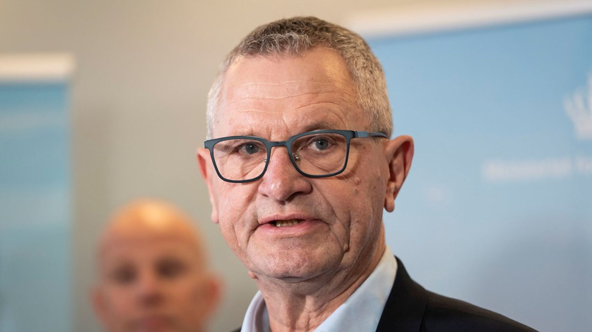 Moderaternes Henrik Frandsen har store forhåbninger til at fange og lagre CO2. Teknologien er afgørende for at nå klimamålene, lyder det.