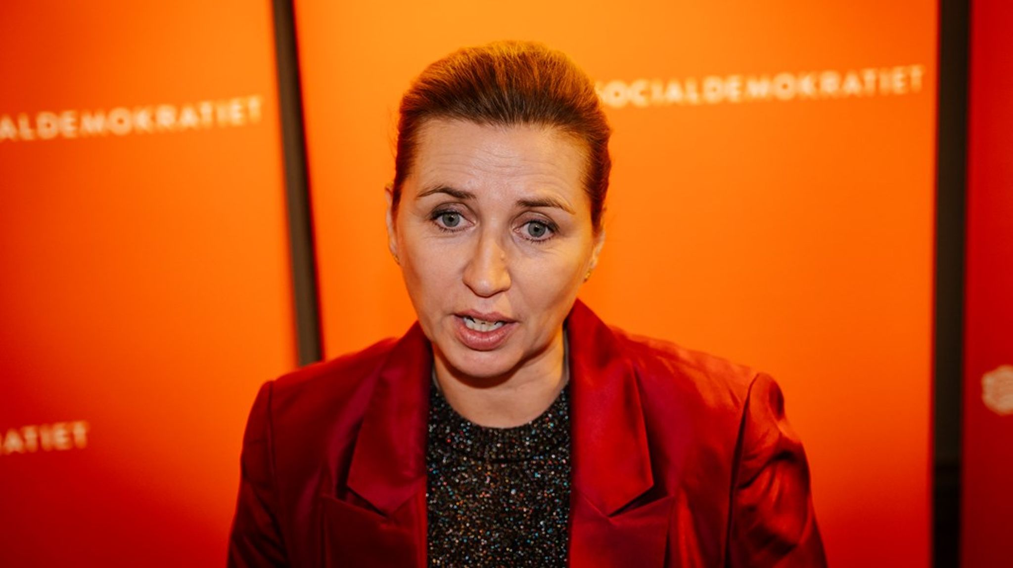 Der venter utvivlsomt en regning for kommende regeringer, hvis SVM-partierne i dét, der måske kan blive den sidste fælles jagt på vælgeropbakning, suser ned ad den sti, som gamle partier ellers har holdt afstand til, skriver&nbsp;Helle Ib.