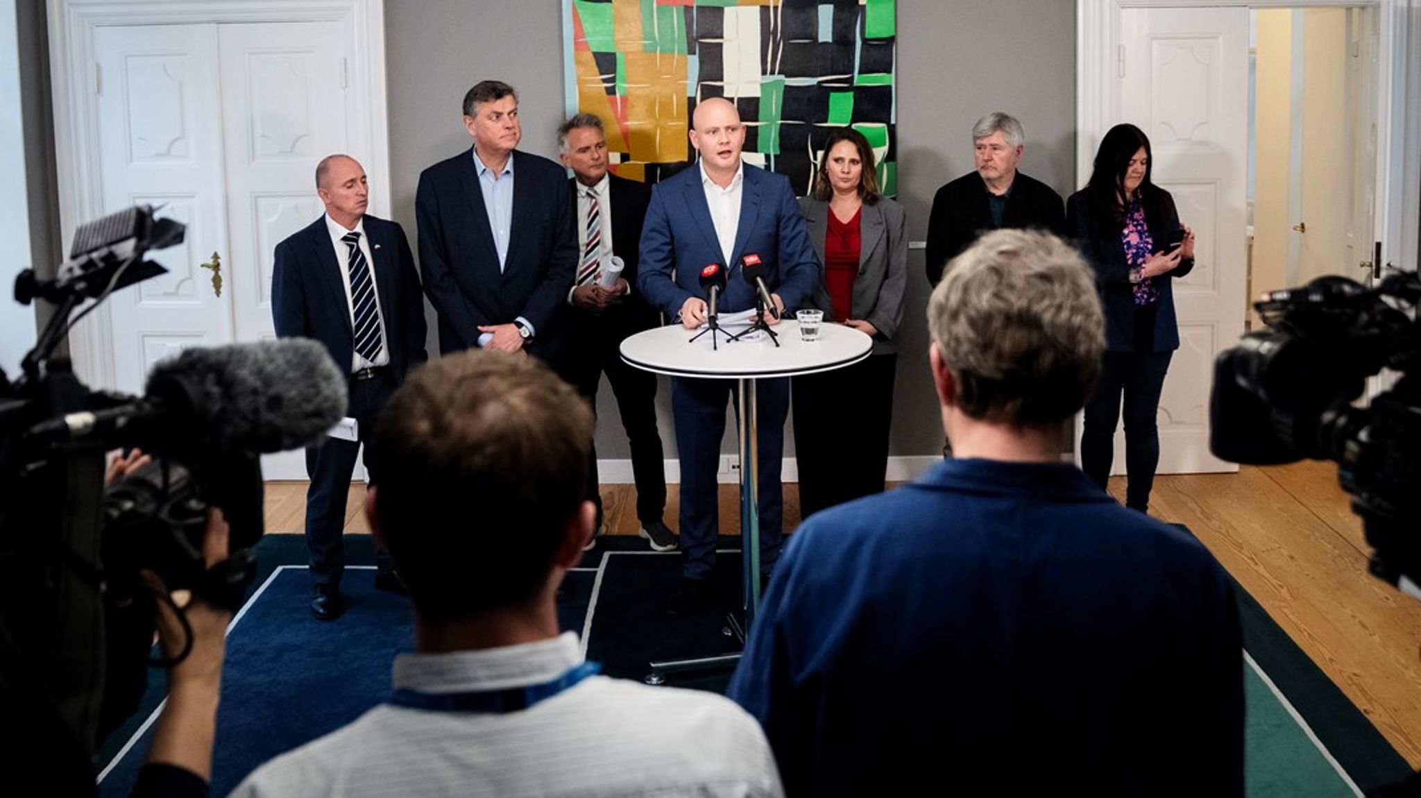 Det skabte stor offentlig debat og interne uenigheder medieansvarsudvalet med tidligere justitsminister og Venstre-politiker i spidsen, da et flertal af medlemmerne i januar anbefalede en ny medieombudsmand. 