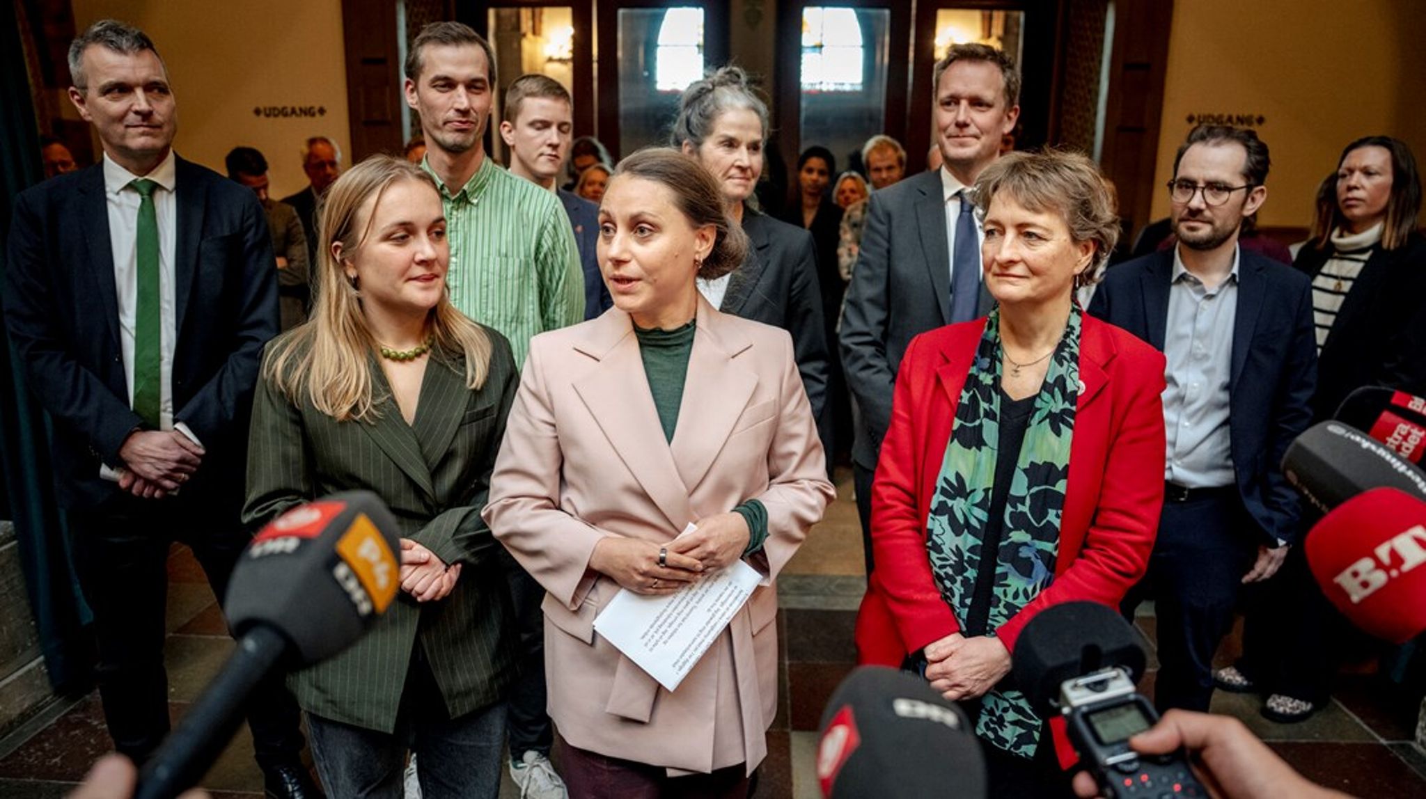 Det hænder, at penge hjælper, men ofte er udfordringen ikke kun at blive enige om mål og midler, men utilstrækkelig viden om, hvad der ren faktisk virker, skriver fem tidligere&nbsp;kommunale chefer.