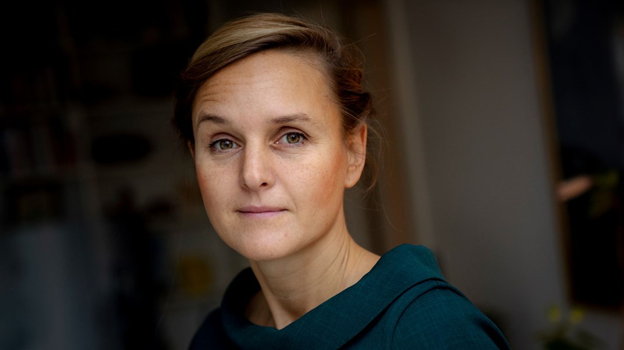 Fredsforskeren Isabel Bramsens nye bog&nbsp;er skrevet som modvægt til det, Bramsen ser som kynisme i en tid,&nbsp;hvor Trump har sat speed på geopolitikken,&nbsp;skriver Charlotte Flindt Pedersen.