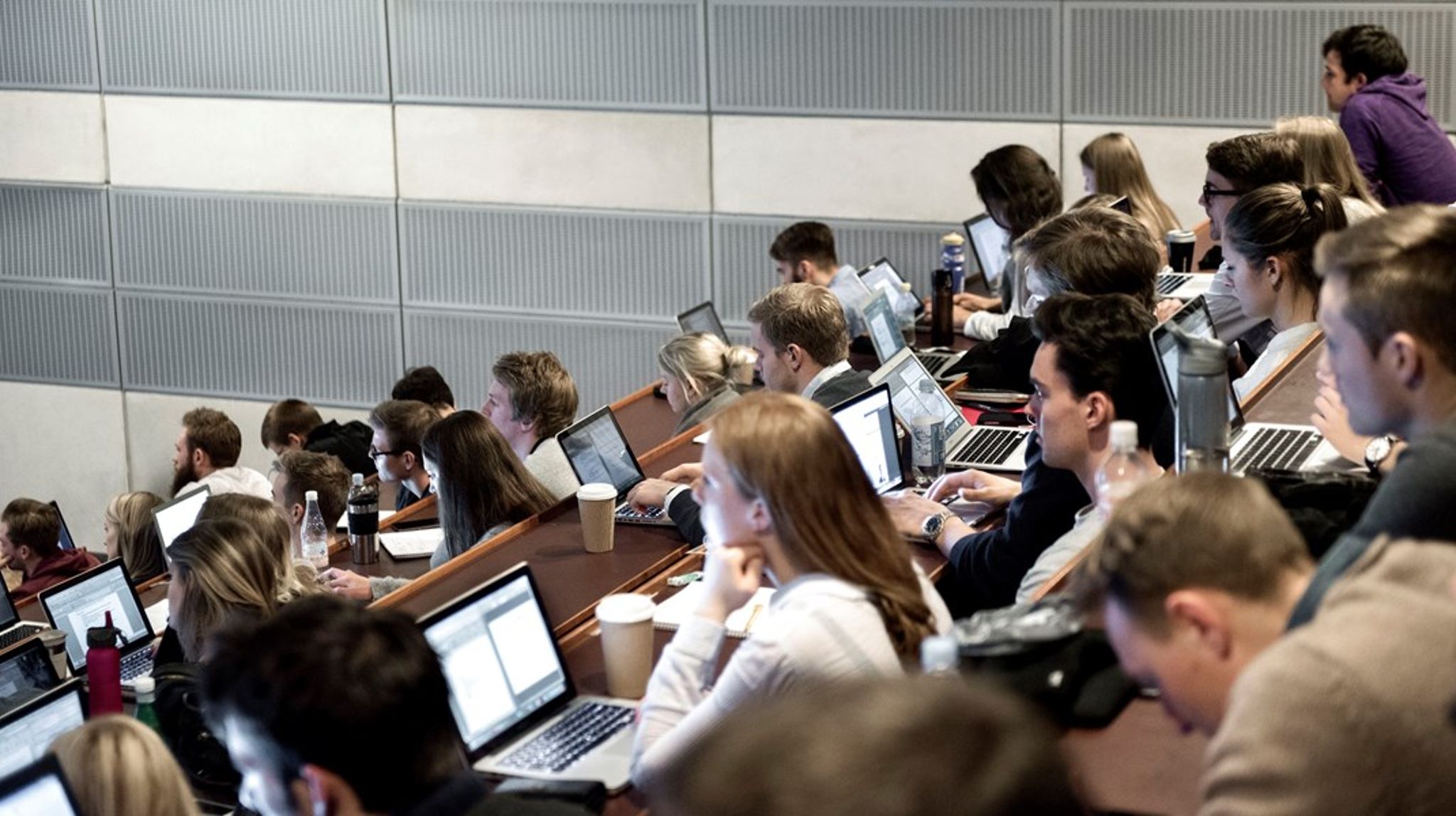 Universiteterne bør få ansvaret for at styre SPS-ordningerne, skriver Thorkild Olesen, William Korte &amp; Christoffer Rosenkvist.