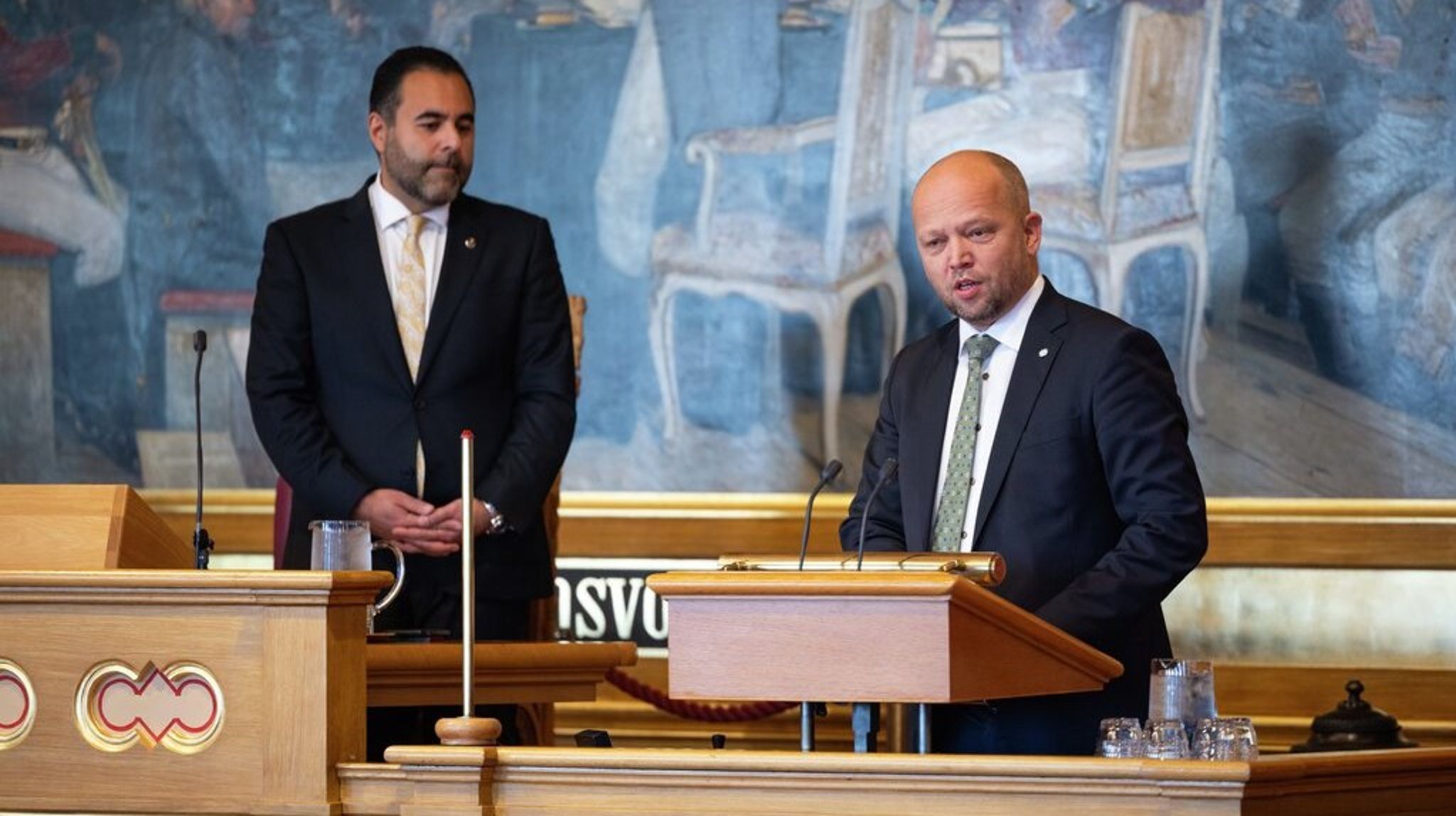 Senterpartiets politiske leder, Trygve Slagsvold Vedum, udfordrede endnu engang regeringen om to kabler til Danmark i Stortinget i den seneste uge.&nbsp;