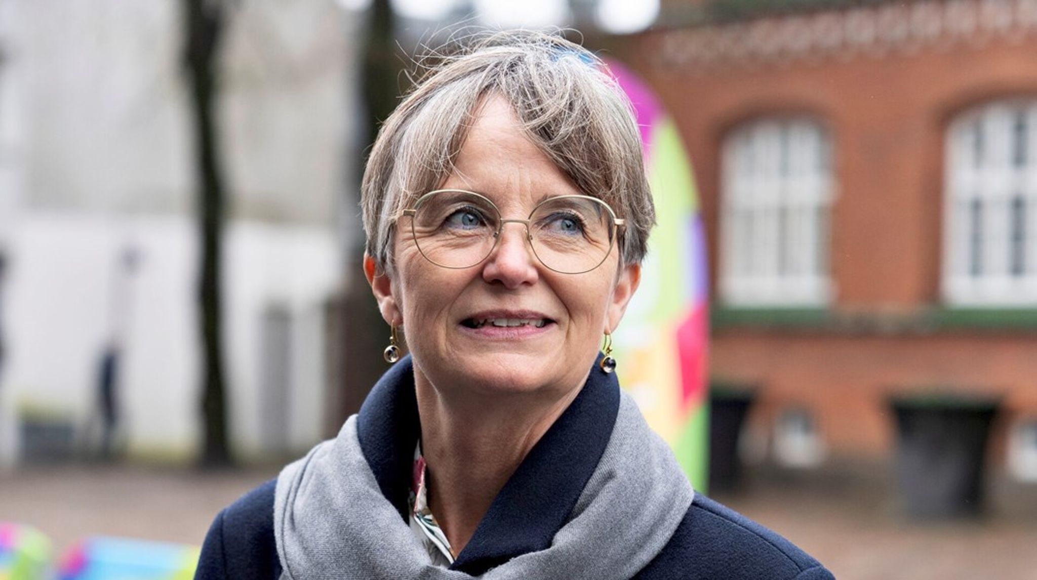 Nogle gange skal vi som kommune i højere grad være faciliterende og ikke tage hele ansvaret på os, skriver Dorte West.