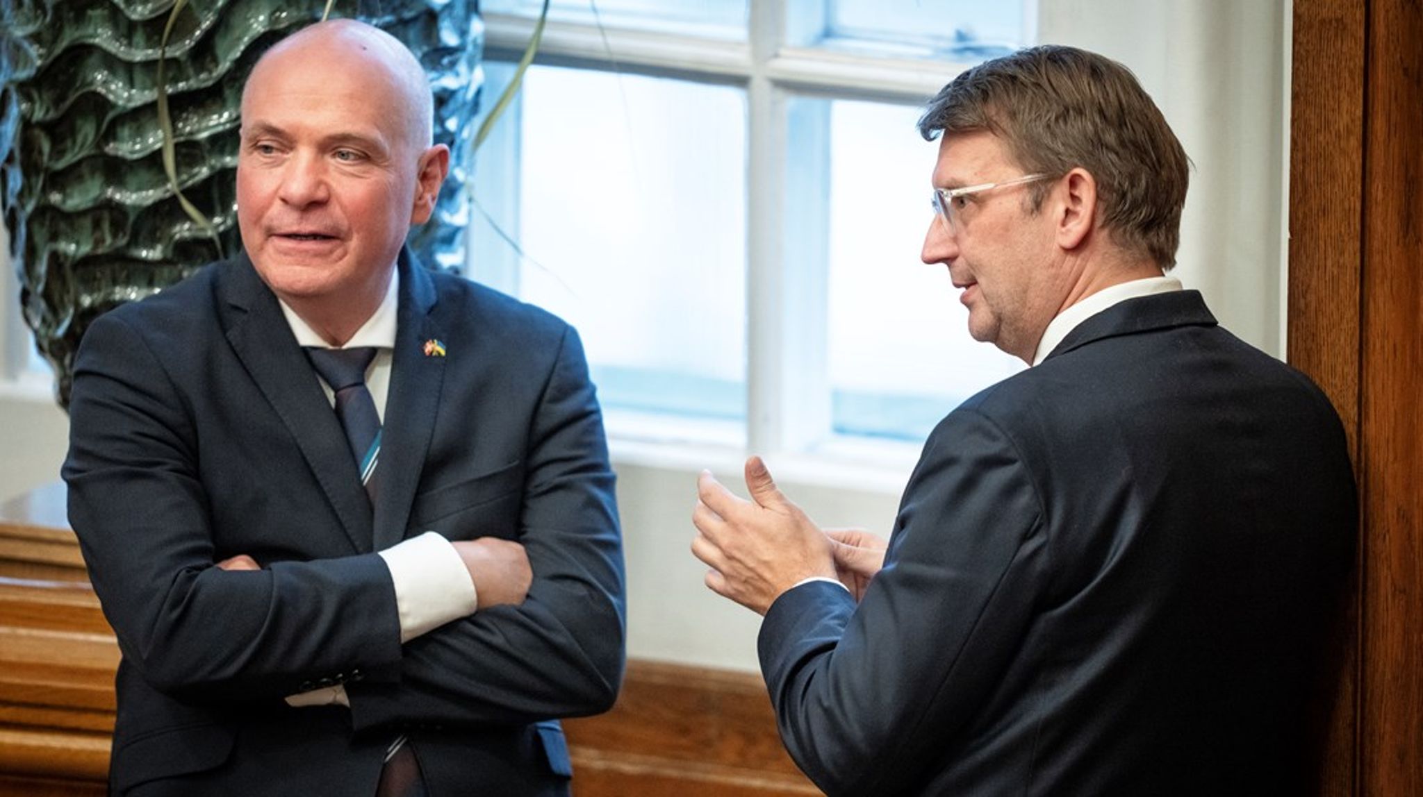 Politikerne&nbsp;kan ikke på én gang kræve respekt for veteraner og samtidig acceptere, at Folketingets egne procedurer og ansvarsplaceringer medvirker til, at den del af udredningen, der handler om politikerne selv, fortsat ikke kan offentliggøres, skriver Morten Kromann.<br>