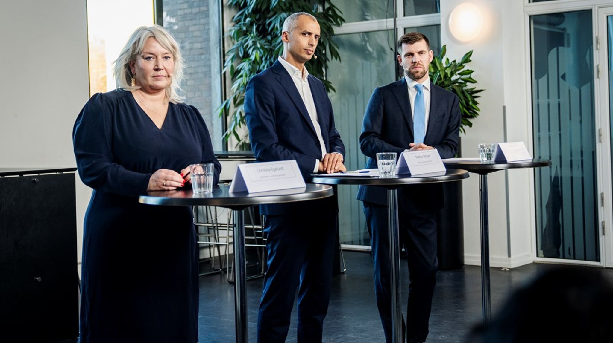 Uddannelses- og forskningsminister Christina Egelund (M), børne- og undervisningsminister Mattias Tesfaye (S) og minister for byer og landdistrikter&nbsp;Morten Dahlin (V) præsenterede regeringens udspil til en ny karakterskala i november 2025.