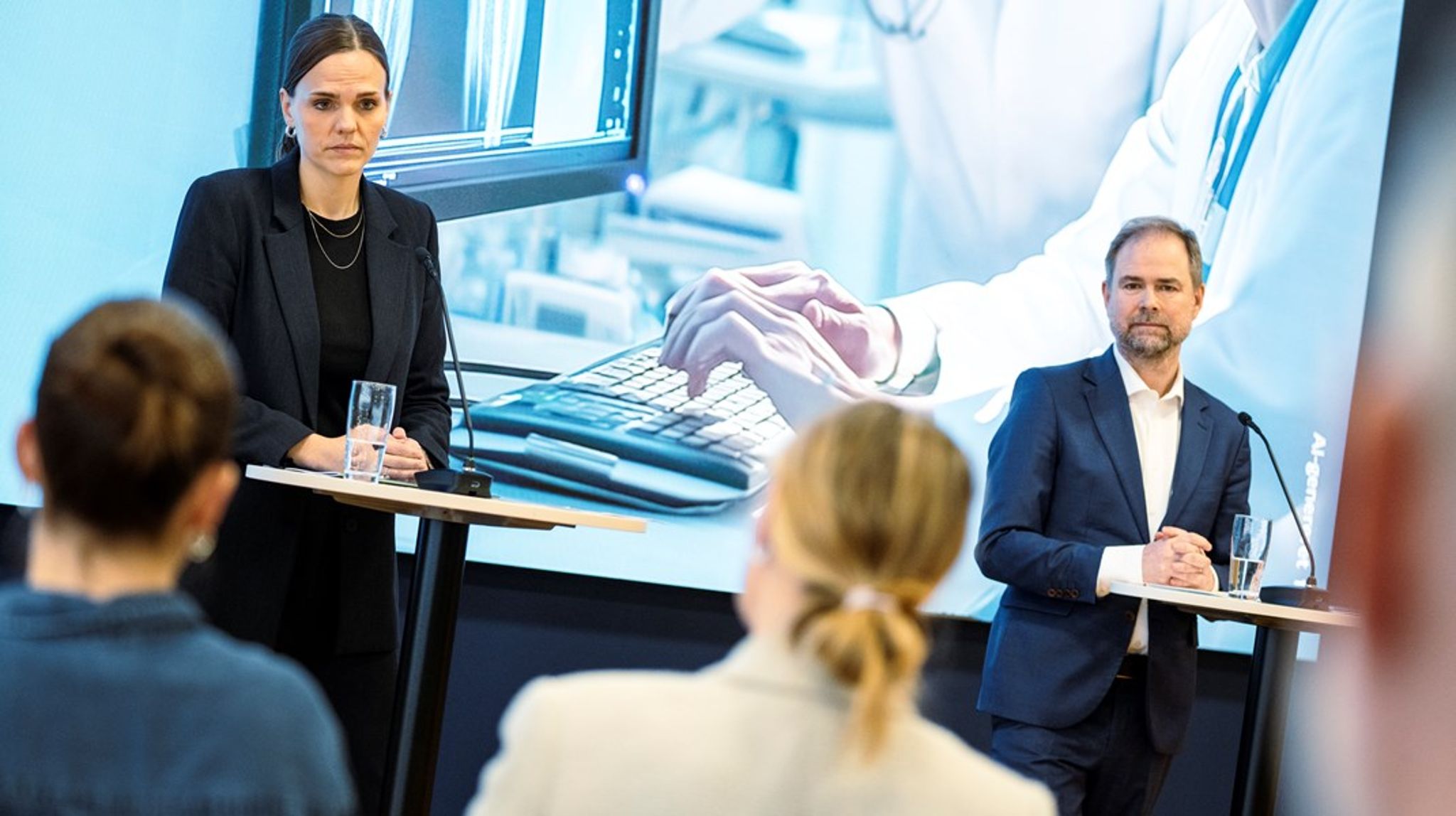 Vi har i tre år haft et Digitaliseringsministerium, senest med digitaliseringsminister Caroline Stage Olsen (M) i spidsen, som slet ikke har indfriet forventningerne, eller svaret på de mange og påtrængende udfordringer omkring digitalisering, it og AI, skriver Niels Bertelsen.