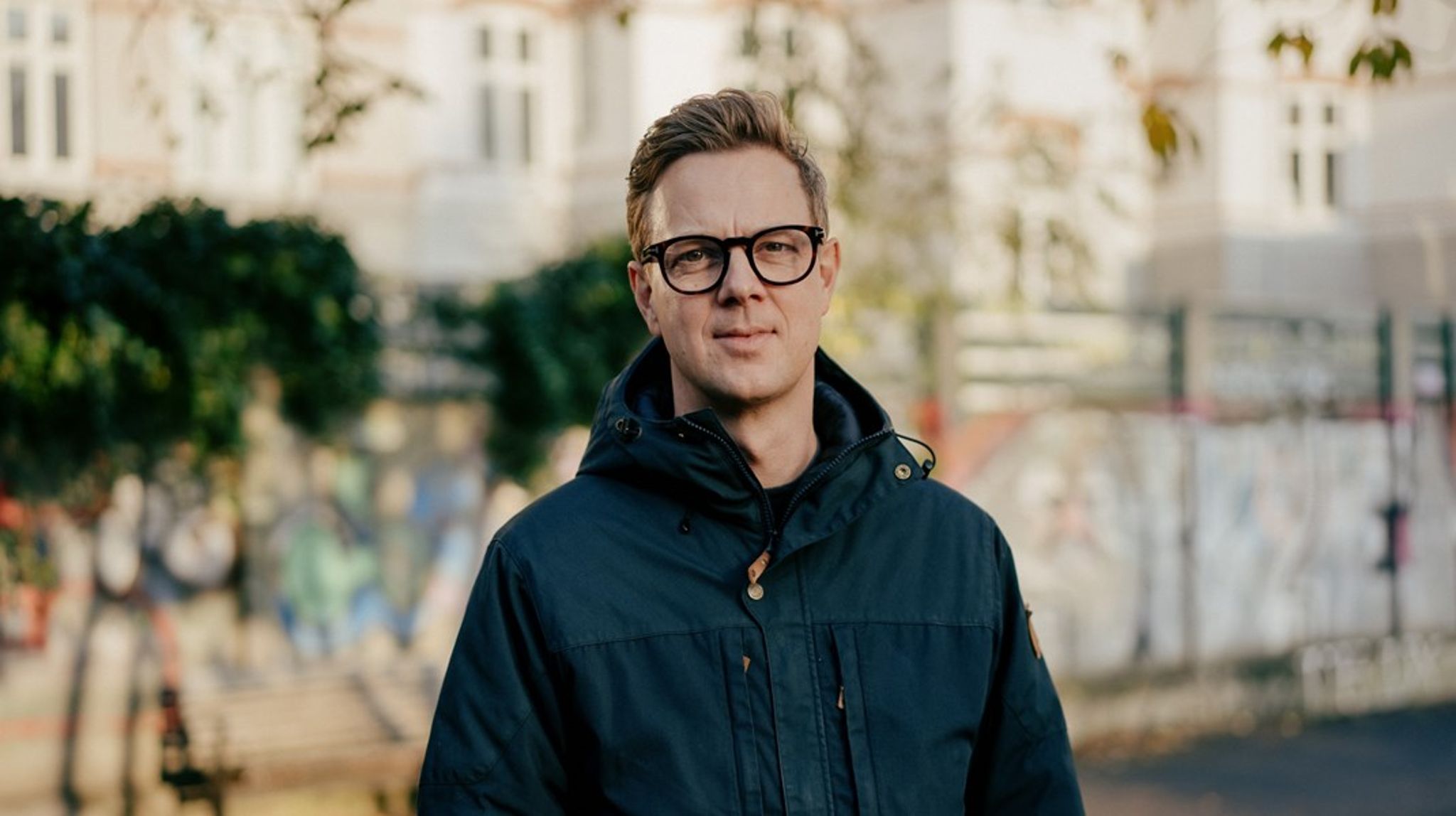 Polarisering er ikke bare et debatfænomen. Det er en reel udfordring for sammenhængskraften.I valgkampen holder jeg øje med, hvem der bidrager til at skrue temperaturen op – og hvem der forsøger at skrue den ned, skriver Ole Buch Rahbek.&nbsp;