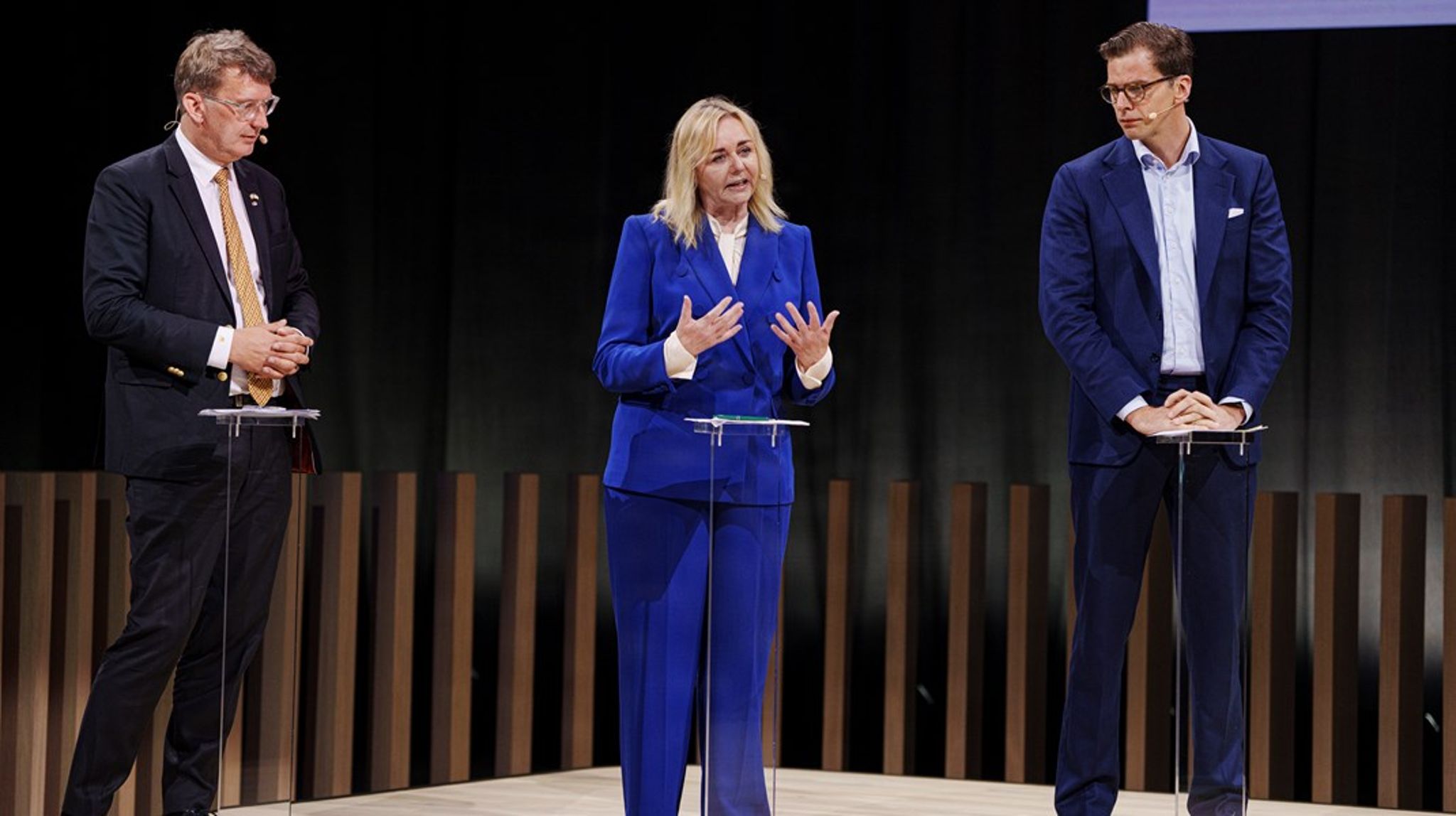 Ved dette valg sidder de borgerlige indtil videre fast i Socialdemokratiets politiske benlås, skriver Benny Damgaard.<br>