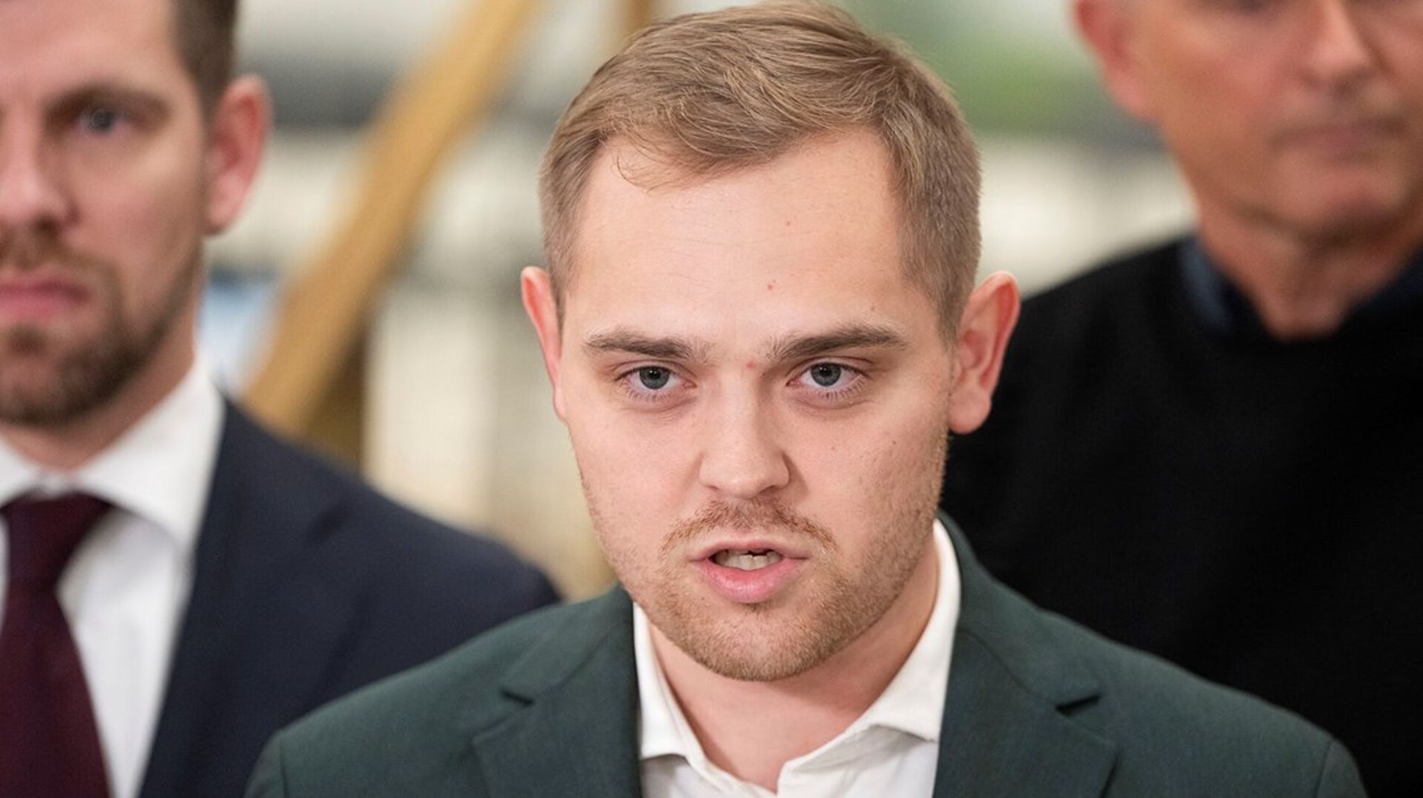 Det giver mening at samle ansvaret for byggeri, anlæg og bolig i ét ministerium med en klar politisk leder, der kan sikre, at regler hænger sammen, prioriteringer understøtter hinanden, skriver Carl Andersen.