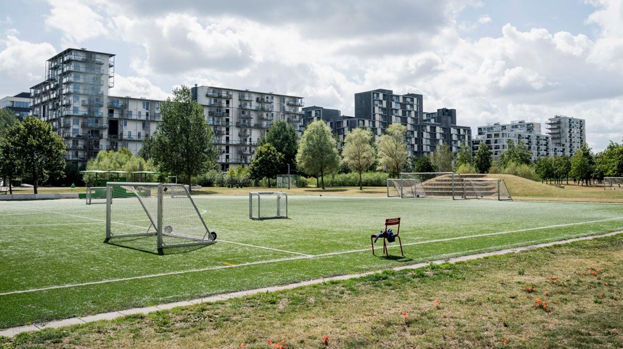 Fortællingen om nogle nye bydele&nbsp;er, at de er ”uden lokalt liv”, så indbyggerne hurtigt flytter videre igen, når de får muligheden, skriver Elise Stenholt Lange.