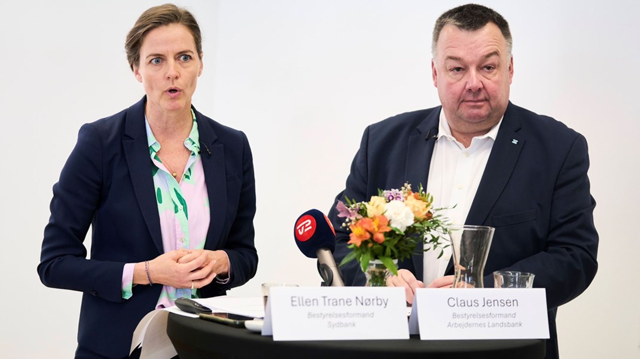 Metalformand Claus Jensen er i dag næstformand i den nye storbank, mens tidligere Venstre-minister Ellen Trane Nørby er formand. Hun var formand for Sydbank, mens Claus Jensen var formand for Arbejdernes Landsbank. I dag har Metal otte procent af aktierne i AL Sydbank.
