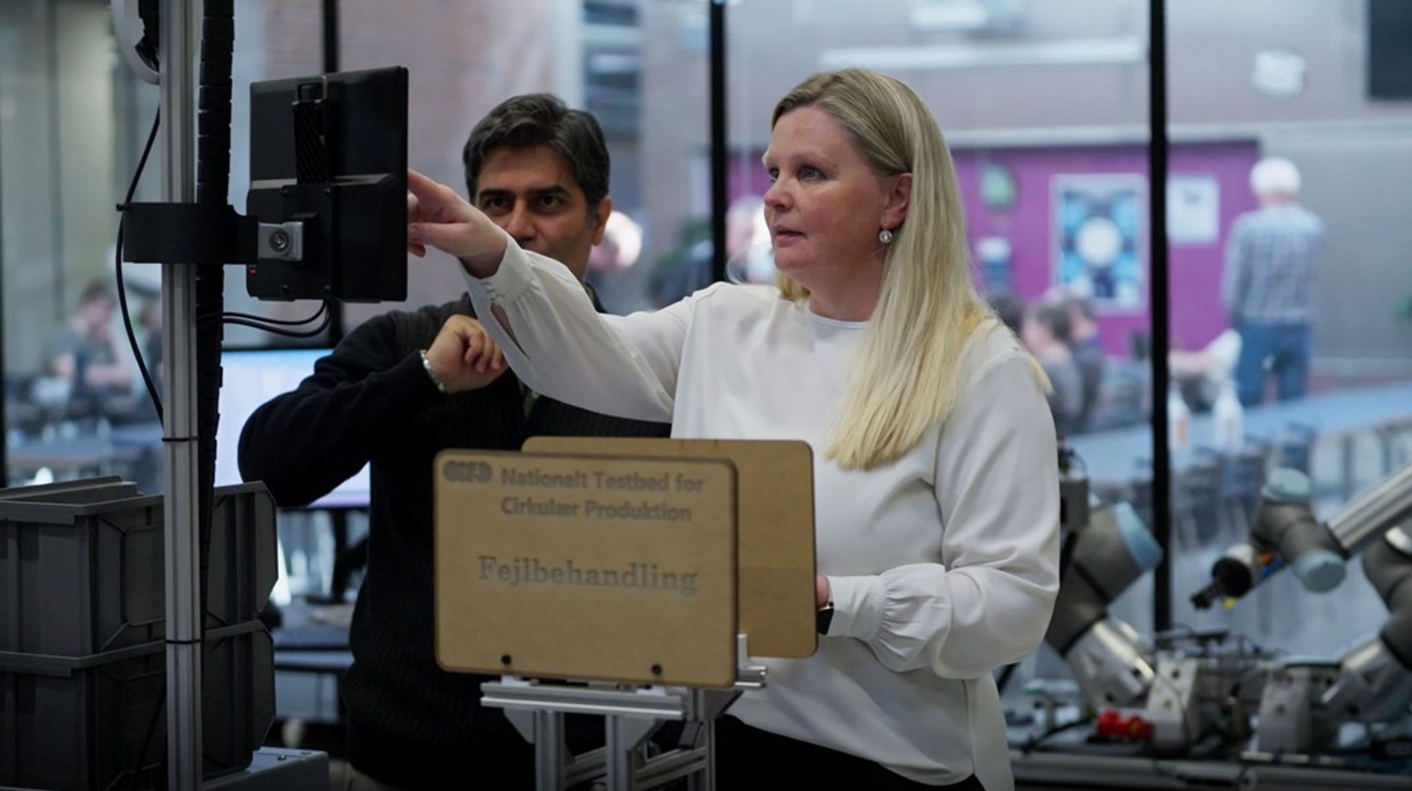 Astrid Heidemann Lassen er ekspert inden for avancerede materialer og produktionsprocessor. Hun arbejder til daglig som lektor ved Aalborg Universitet.