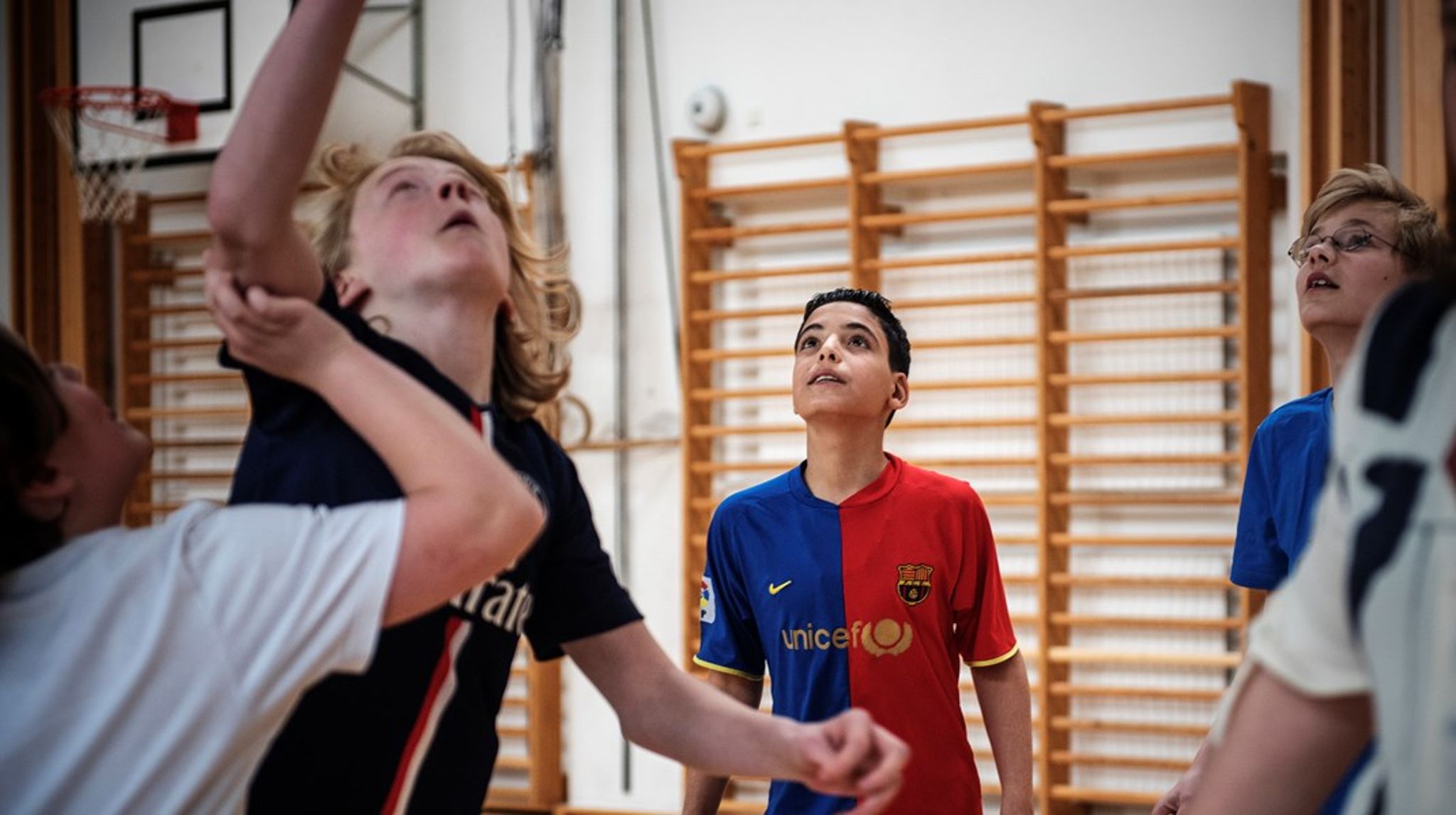 I skoleaftalen fra 2024 besluttede SVM-regeringen og aftalepartierne,&nbsp;at lovkravet om 45 minutters bevægelse skulle fjernes. Ifølge Dansk Skoleidræt har det resulteret i mindre fokus på aktiv undervisning i folkeskolen.&nbsp;