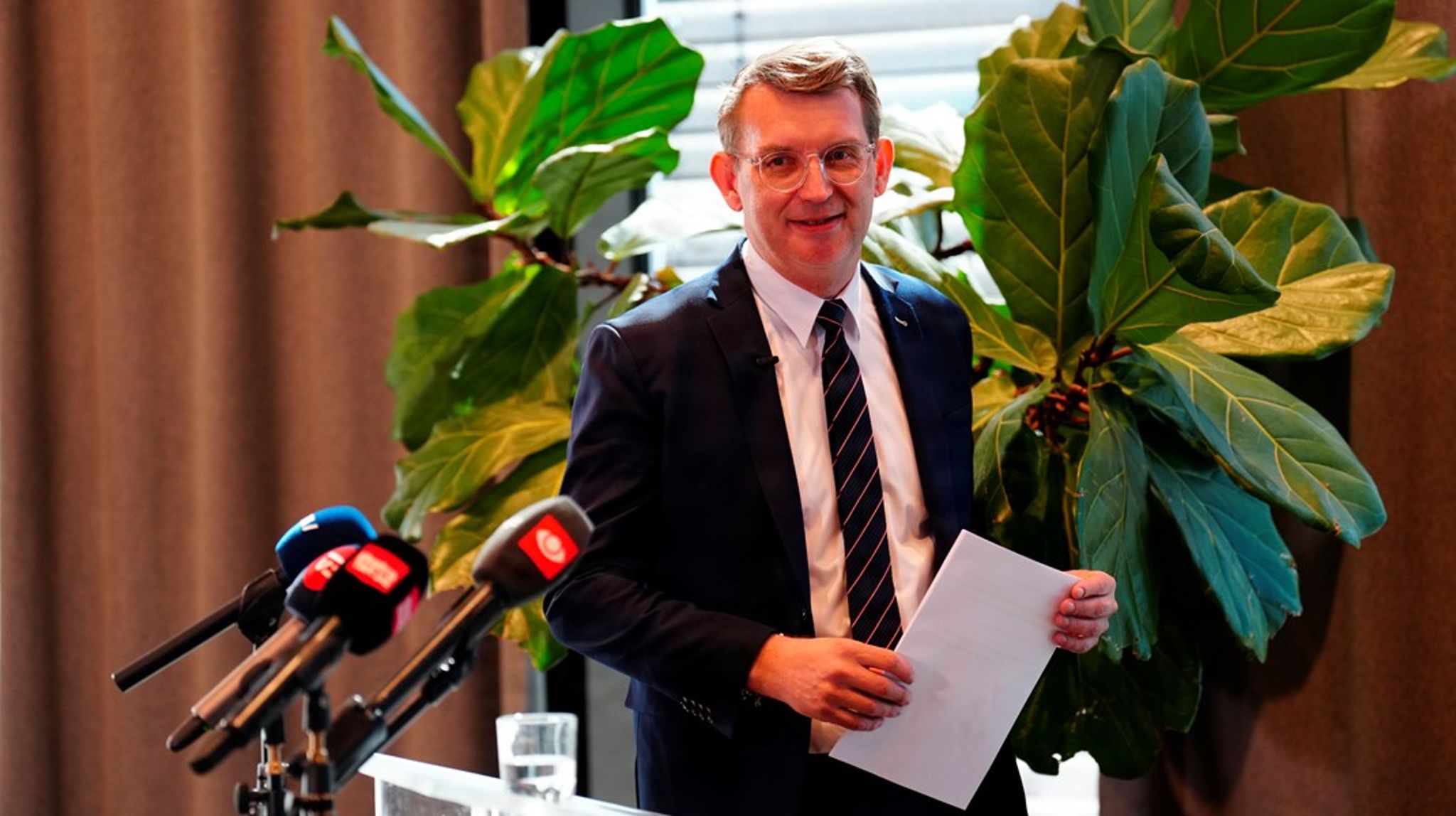 Den kongelige undersøger, Troels Lund Poulsen, foreslår en mindretalsregering bestående af Venstre, Konservative og Liberal Alliance. 