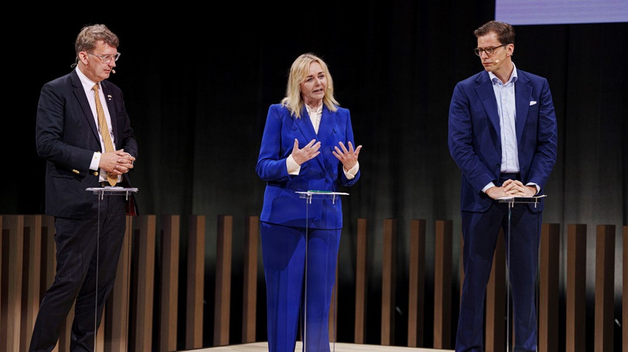 Når det så bliver hverdag, vil DF og DD trække VLAK-regeringen i den ene retning, mens R og M vil trække dem i den anden retning.
Det kommer ikke til at fungere, skriver Jacob Bruun.