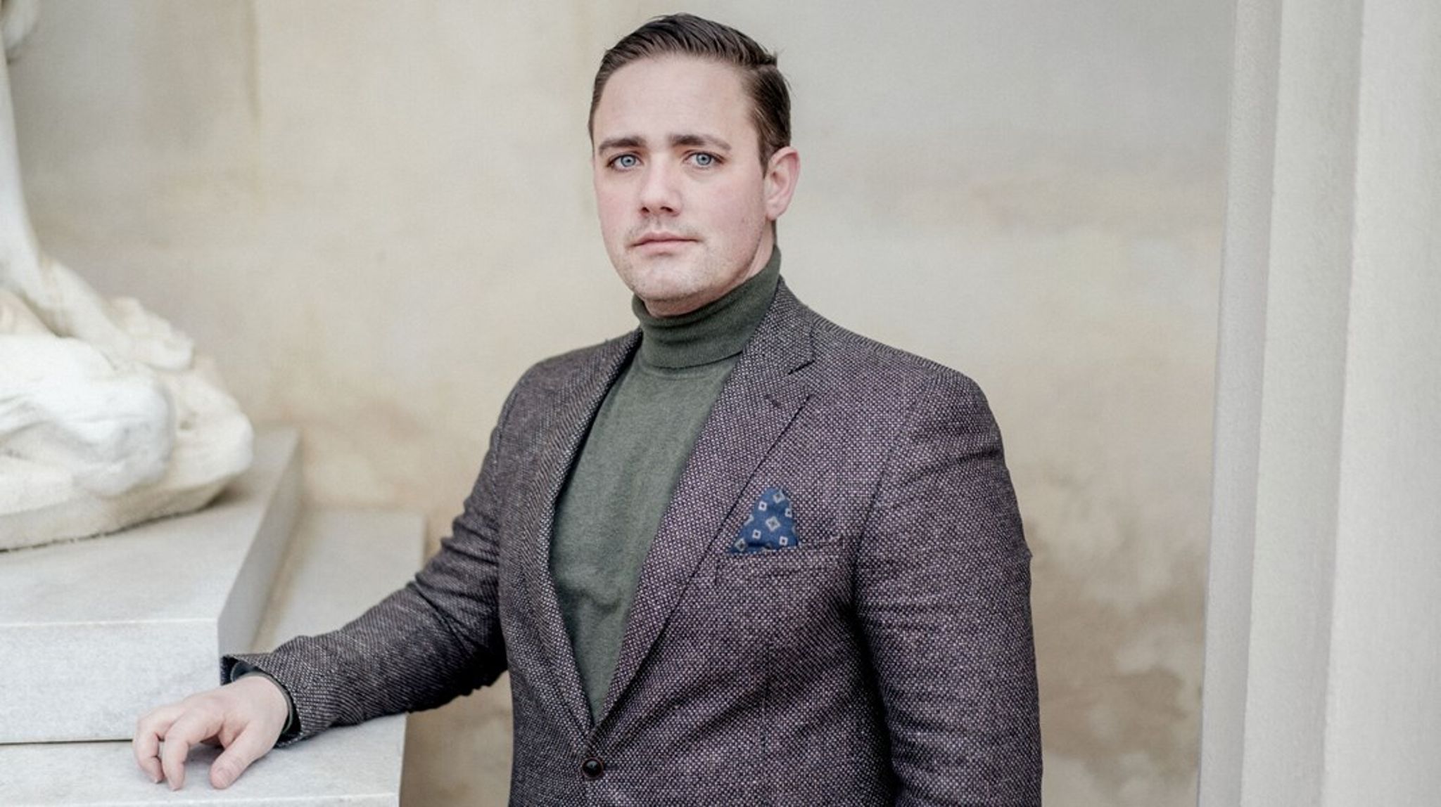 Christian Egander Skov overtager 1. november posten som højskoleforstander for Jaruplund Højskole&nbsp;fra Karsten B. Dressø, som har siddet på posten siden 2014.