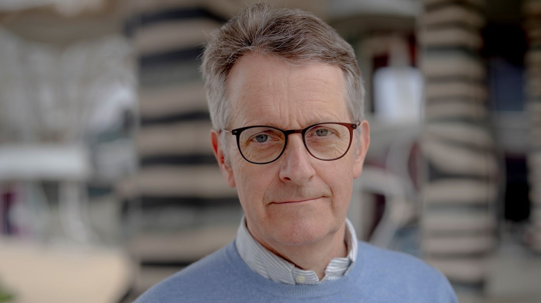Politik handler om holdninger, som alle og enhver kan have om samfundets indretning. Tilsvarende handler retspolitik om holdninger for og imod retsregler, skriver Mads Bryde Andersen.