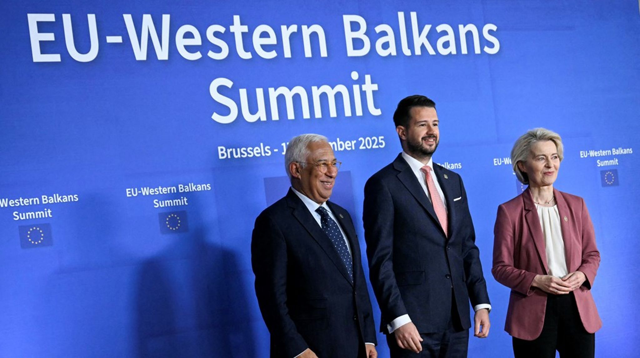 Det er kun knap et halvt år siden, Bruxelles var vært for et topmøde mellem EU og Vestbalkan. Nu er det manden i midten, Montenegros præsident Jakov Milatović, der skal være vært for næste topmøde i rækken.