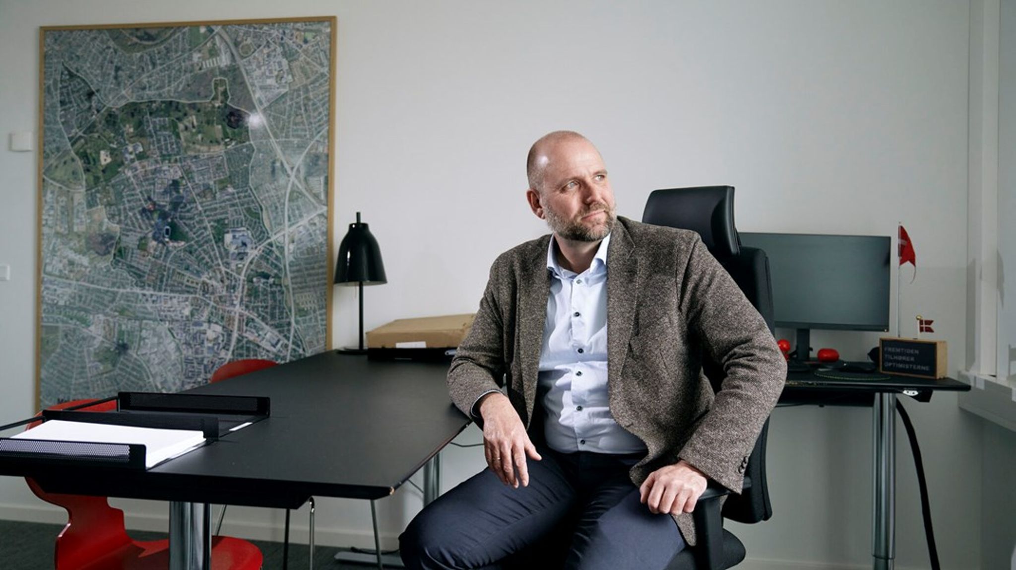 Den tidligere socialdemokratiske Herlev-borgmester gennem 13 år Thomas Gyldal Petersen starter som vicedirektør i KMD 1. august.