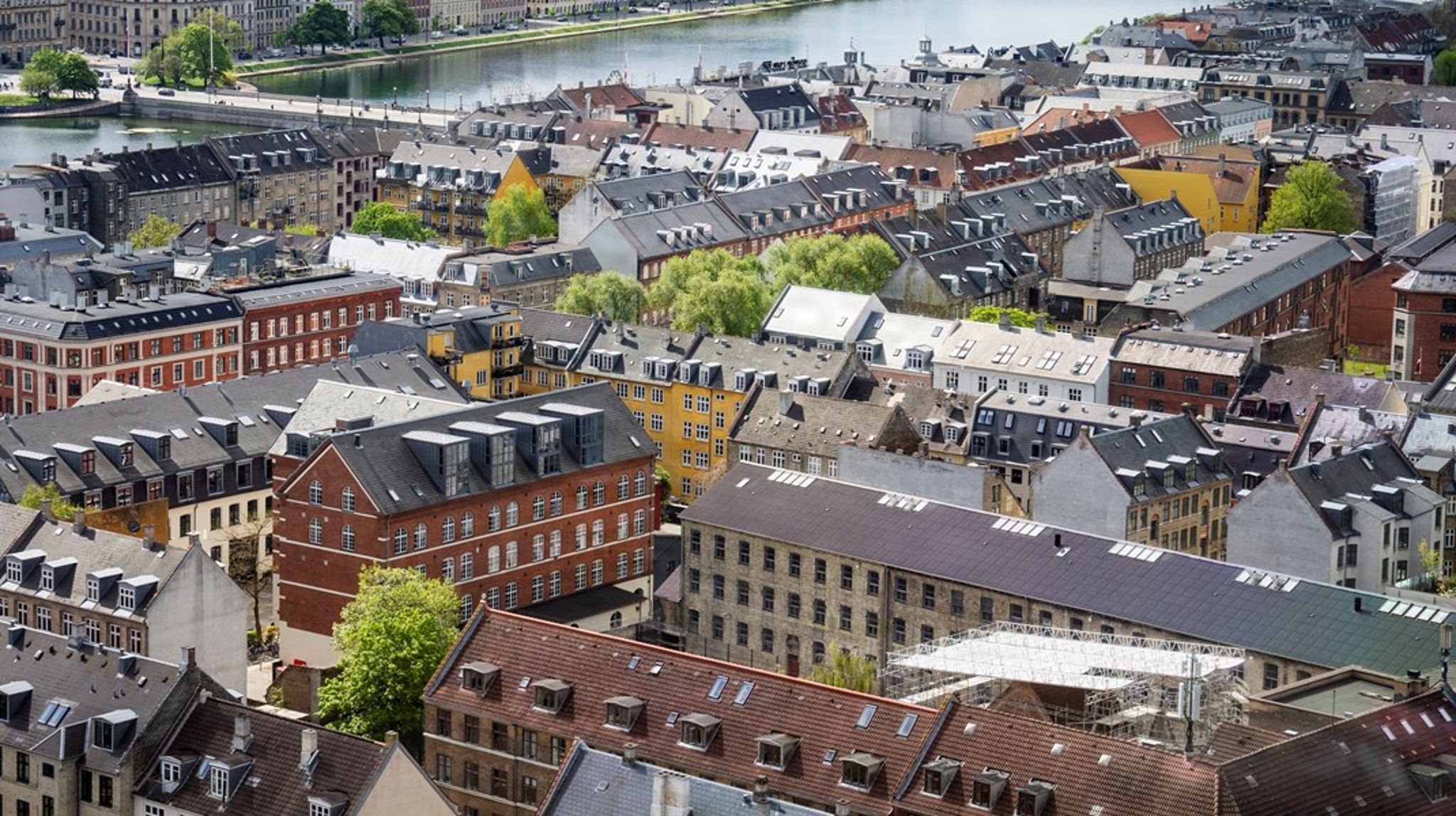 Der skal være flere ejerboliger, og der skal være flere almene boliger, lyder budskabet i en ny boligplan for København, der er en del af regeringsgrundlaget.