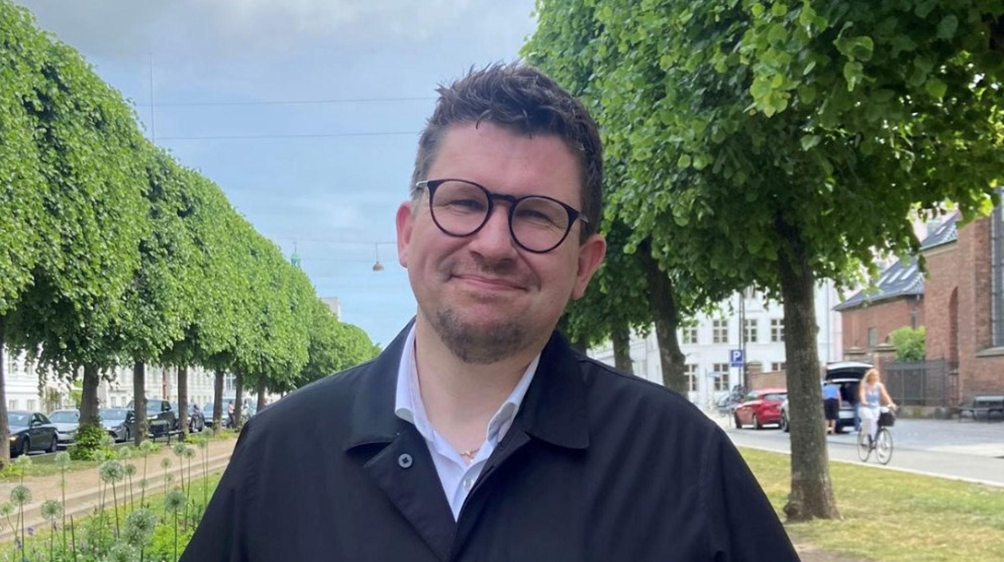 Martin Gregers Arnoldus er ny rådgiver i public affairs-afdelingen hos kommunikationsbureauet Radius CPH. Han er tidligere særlig rådgiver for forhenværende minister for samfundssikkerhed og beredskab, Torsten Schack Pedersen.