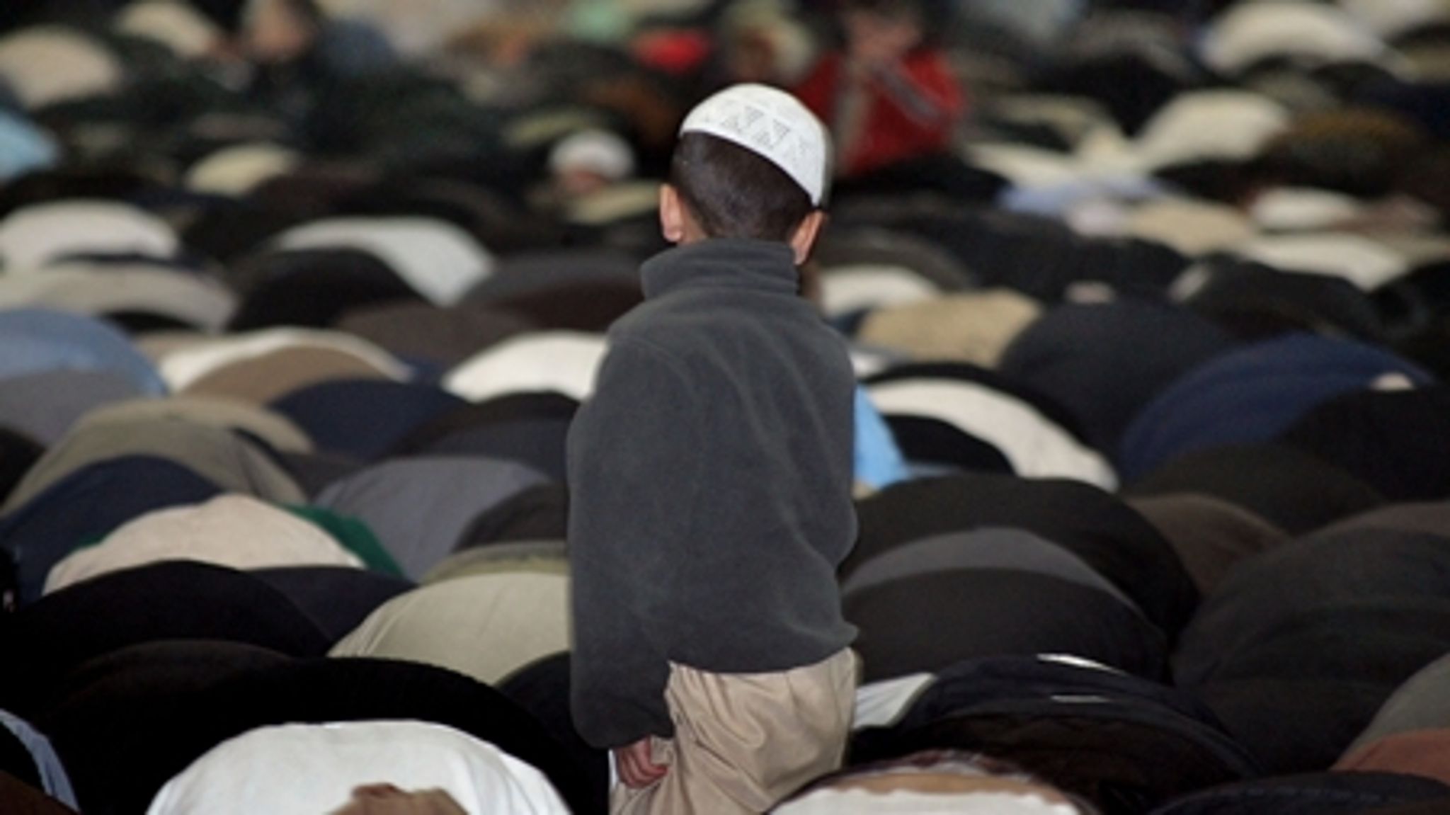 Religion hører hjemme i moskeer og kirker. Et massivt flertal afviser mere plads til religion i hverdagen.