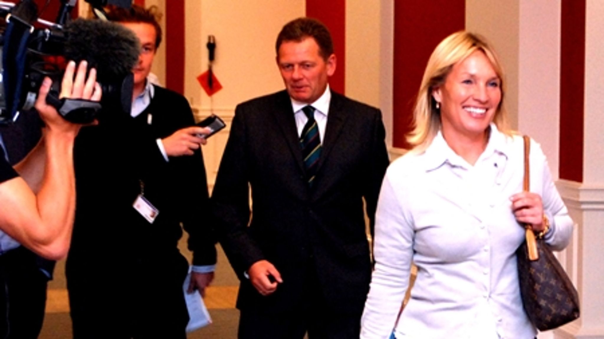 Lene Espersen på vej til pressemøde efter at være kåret enstemmigt af den konservative folketingsgruppe som ny politisk leder. Nu er der et flertal af kvinder som politiske ledere i Danmark.