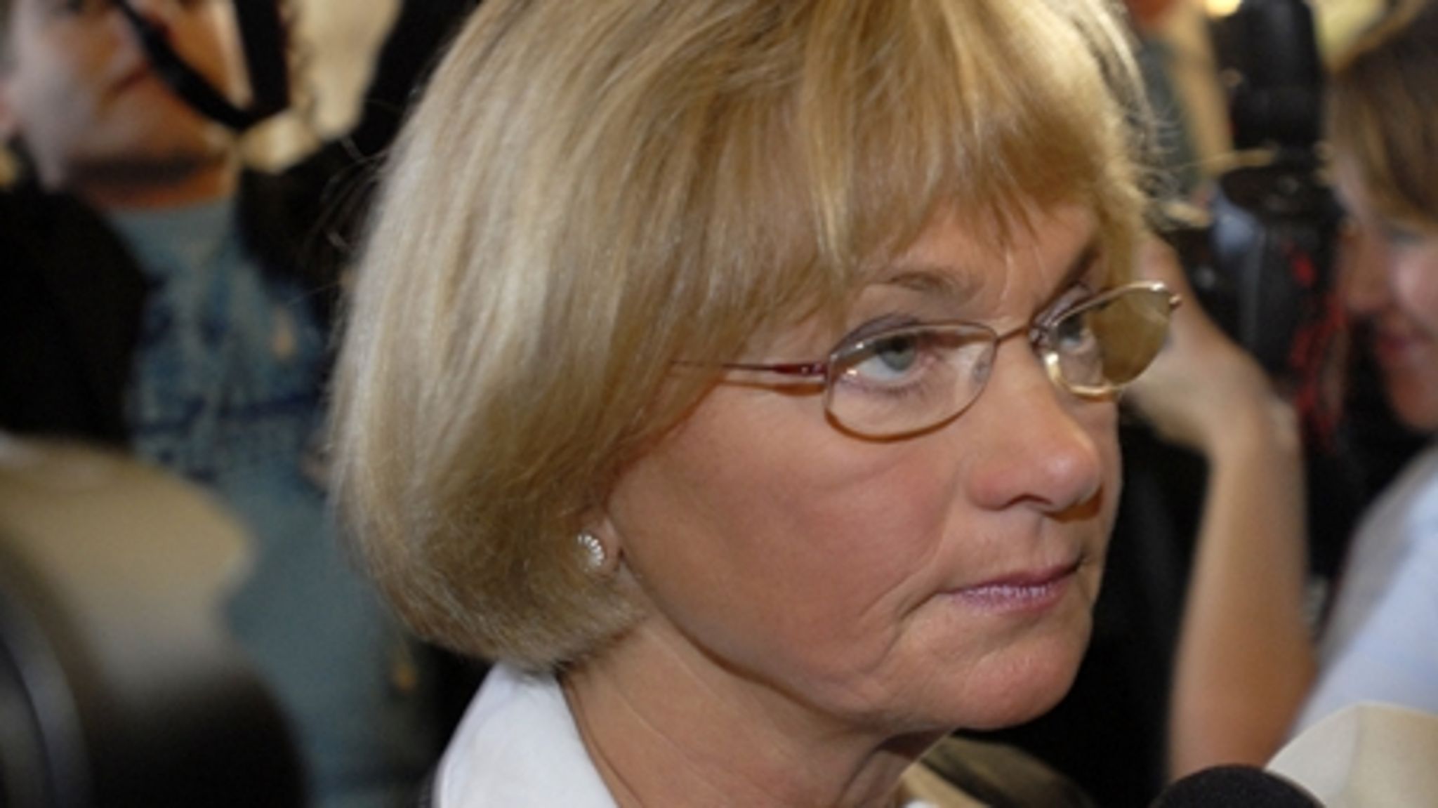 Pia Kjærsgaard og Dansk Folkeparti tabte mest i opgøret med regeringen om EU-politikken.