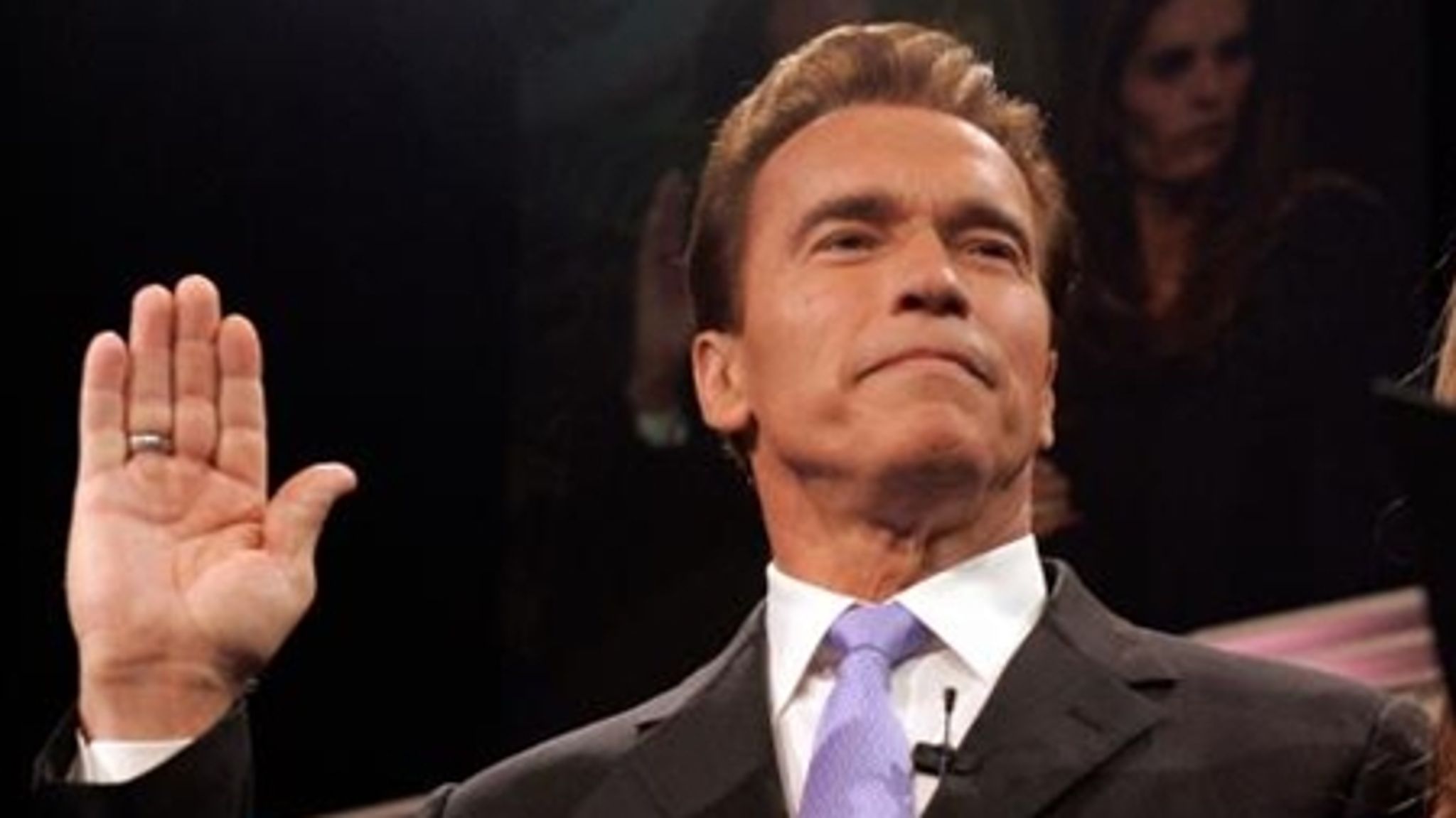 Arnold Schwarzenegger har ladt Californien gå forrest i klimakampen og opsat bindede mål for produktion af vedvarende energi. Nu nævnes han som USA's næste energiminister.