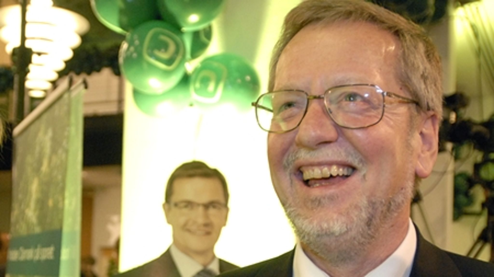 Udenrigsminister Per Stig Møller har rundet de 25 år som MF. Det sker dog uden den store virak, fordi ministeren ønsker det sådan.