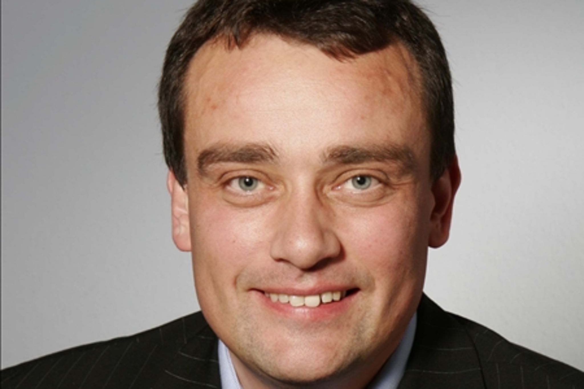 Jørn Dohrmann mener, at Fødevarestyrelsen kommer med dårlige undskyldninger for det ensidige fokus på salmonella i svinekød. Nu må ministeren fortælle, om hun er tilfreds med efterforskningen.