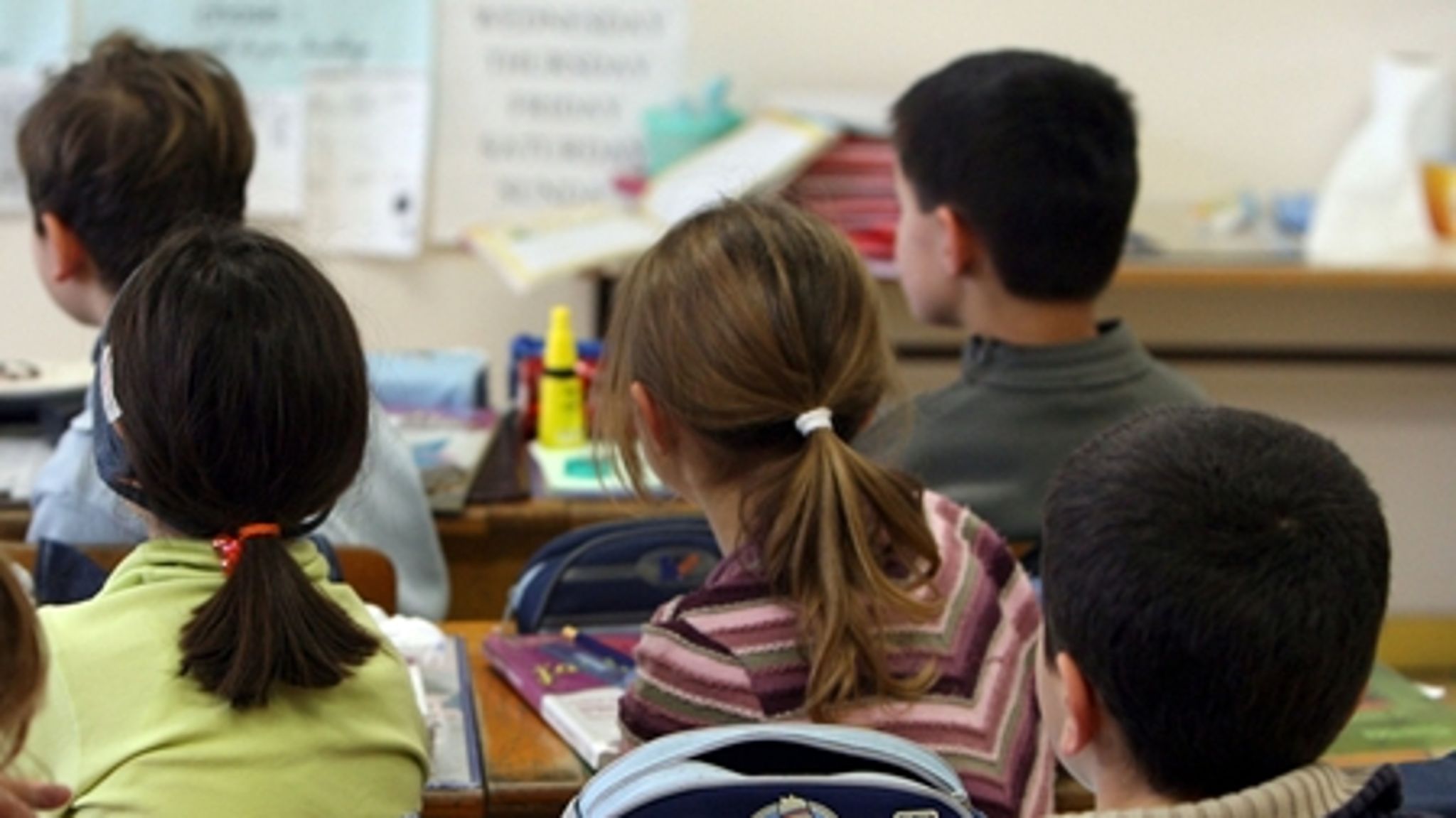 Det er god integration at gå på efterskole, mener både Efterskoleforeningen og politikerne.