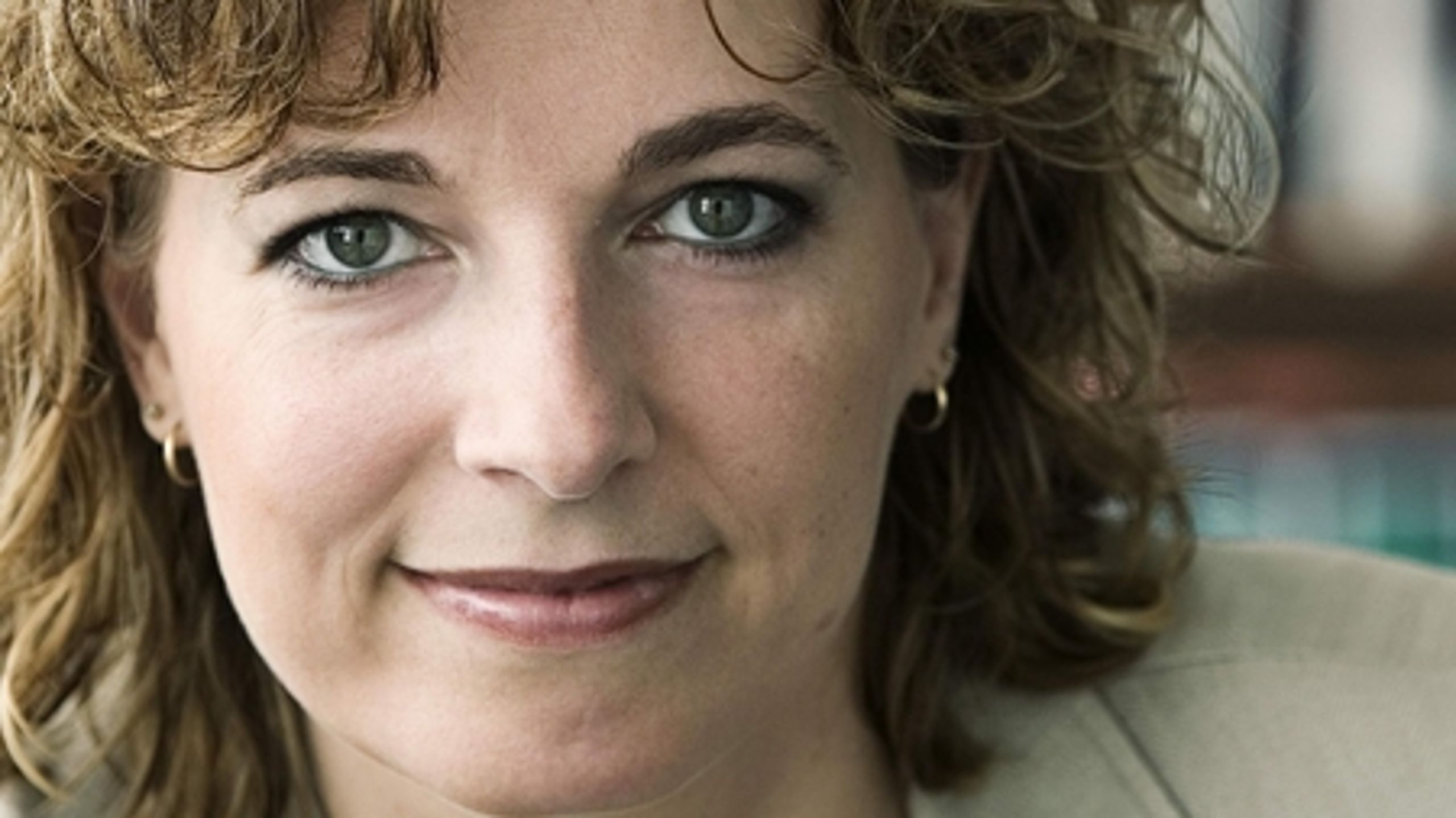 Christine Antorini (S) stiller fire spørgsmål til beskæftigelsesministeren efter omtale i Altinget.dk: 
"Det her er nummer tre eksempel, hvor Deloitte bliver brugt i et ærinde, der rejses massiv kritik af."