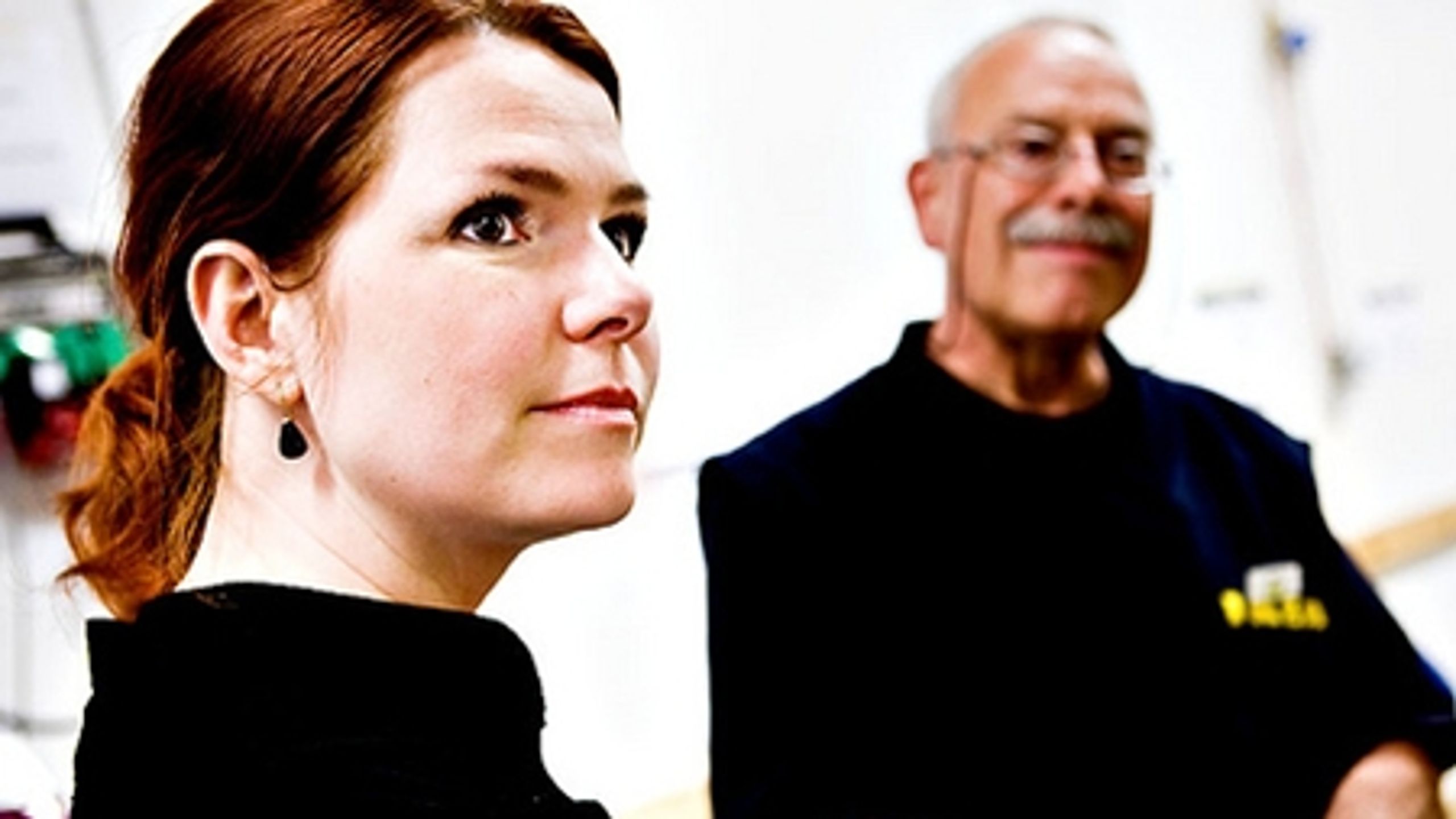 Dansk Folkeparti retter en skarp kritik mod regeringen og Inger Støjberg. DF er velkomne til at snakke med os, lyder beskeden fra S og SF.