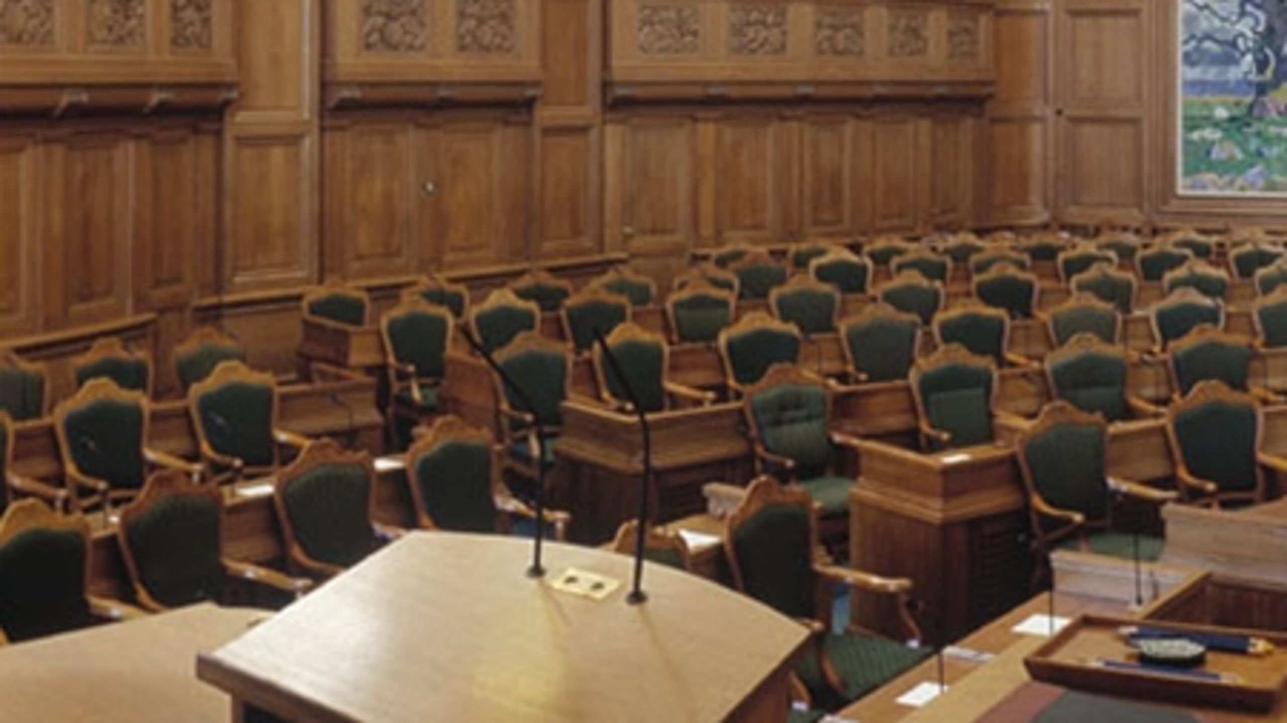 Valget kan skimtes i horisonten, og taburetterne står klar til mange nye ansigter. Ved et valg udskiftes omkring hvert tredje folketingsmedlem.