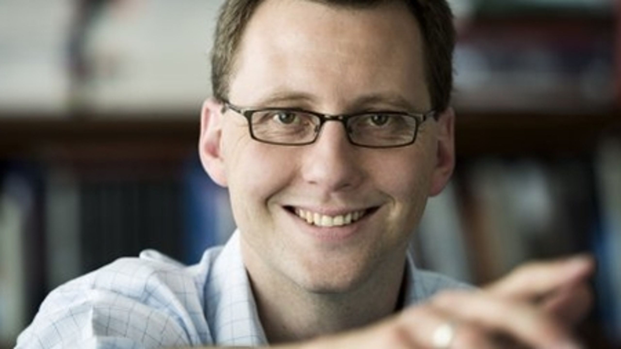 Socialdemokraterne er g&aring;et fra forhandlingerne om amnesti til skattesnydere. Skatteordf&oslash;rer Nick H&aelig;kkerup finder aftalen "kvalmeagtig".