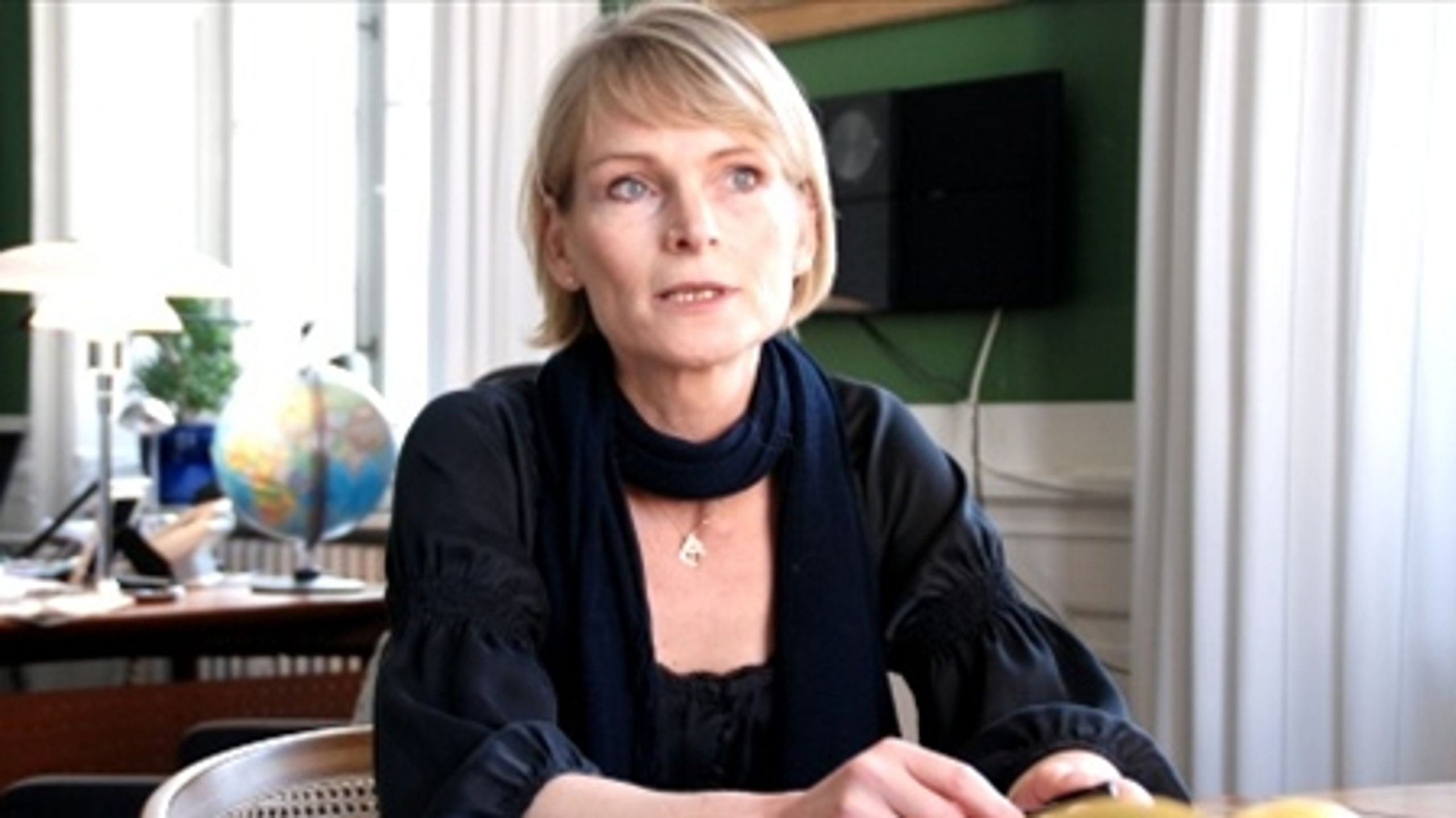 Tina Nedergaard måtte forsvare besparelserne på uddannelsesområdet, da hun onsdag var i krydsild i folketingssalen.