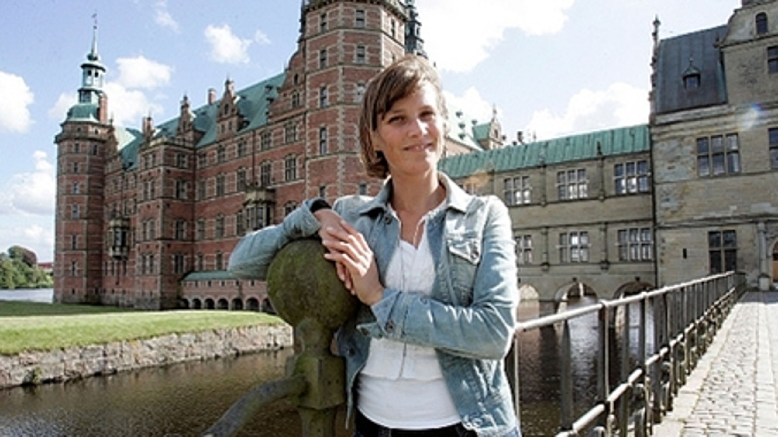 - Vi har også fået en ny socialminister. Men hun har været helt anonym, så jeg kan ikke vurdere hendes præstation, siger Socialdemokraternes socialordfører, Özlem Sara Cekic, om den konservative Benedikte Kiær, der blev minister ved regeringsrokaden 23. februar i år.