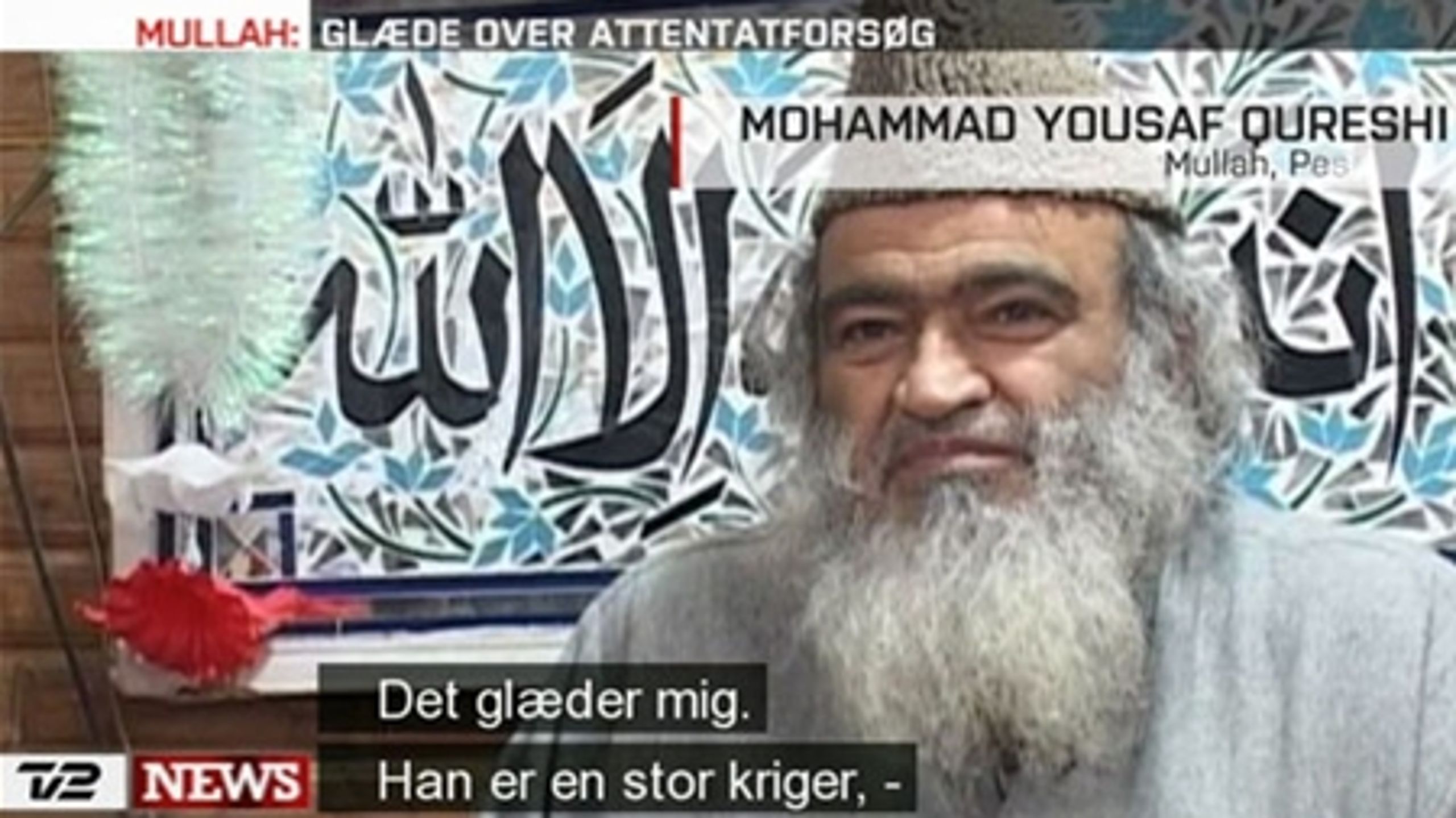 Øksemanden, der forsøgte at dræbe tegneren Kurt Westergaard, fik straks varm opbakning fra en fremtrædende mullah i Pakistan. 